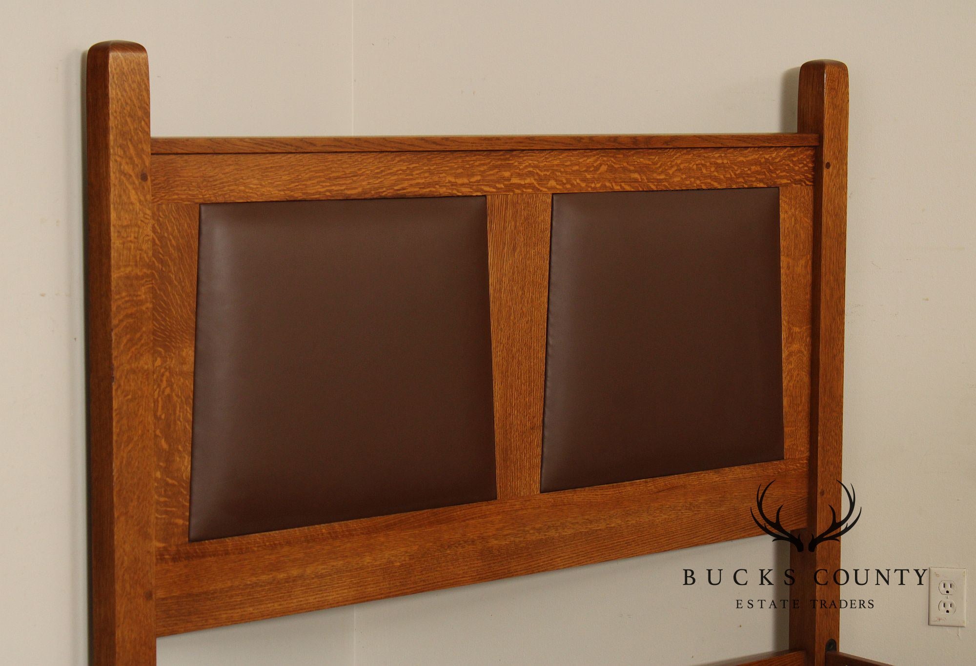 Stickley Mission Style Oak and Leather Queen Bed