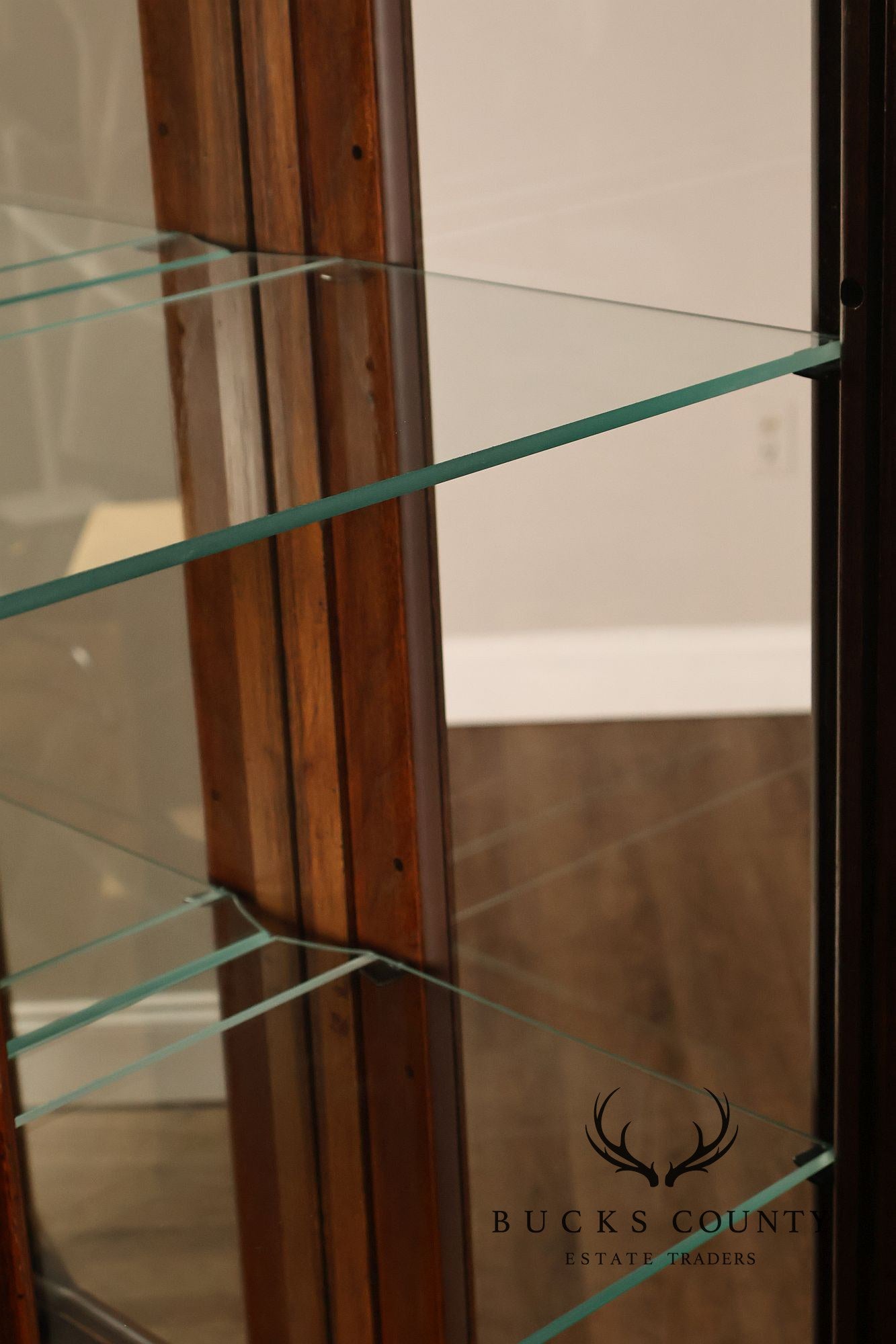 Hollywood Regency Asian Influenced Pair Of Lighted Curio Display Cabinets