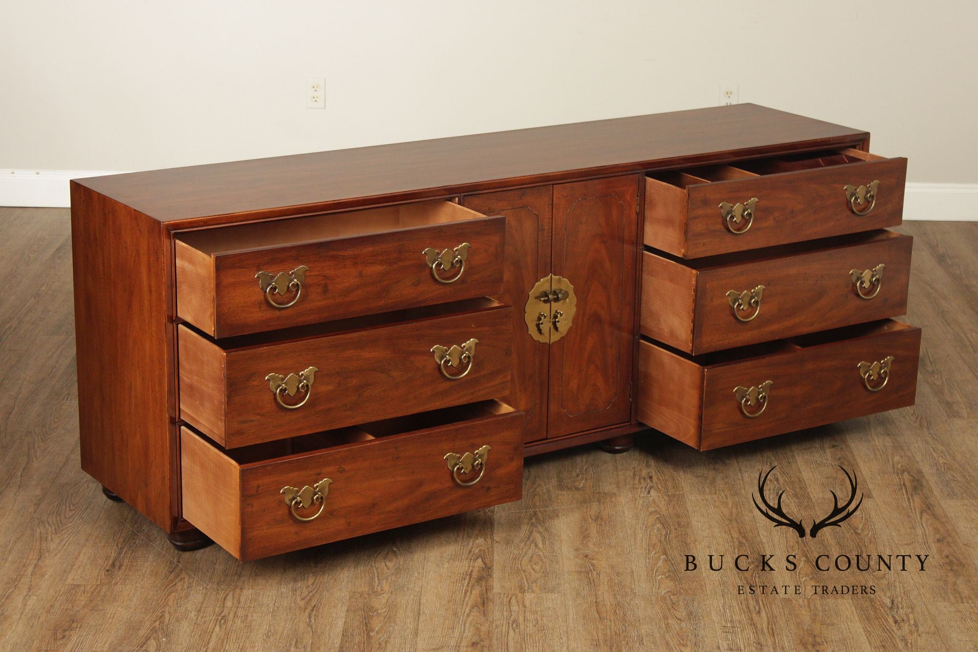 Henredon Chinoiserie Style Mahogany Triple Dresser