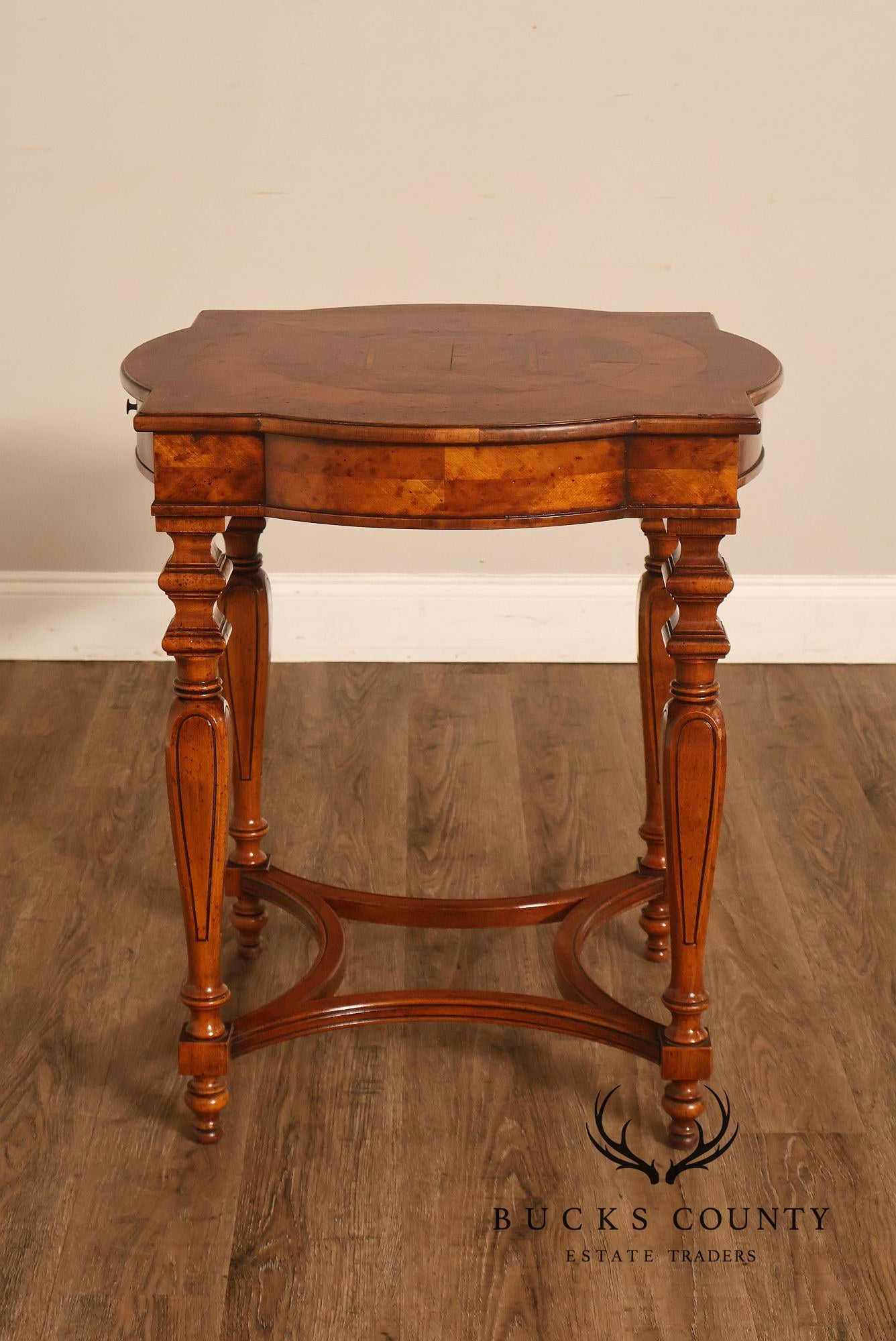 Koypthe Continental Style Walnut And Burl Walnut Inlaid Accent Table