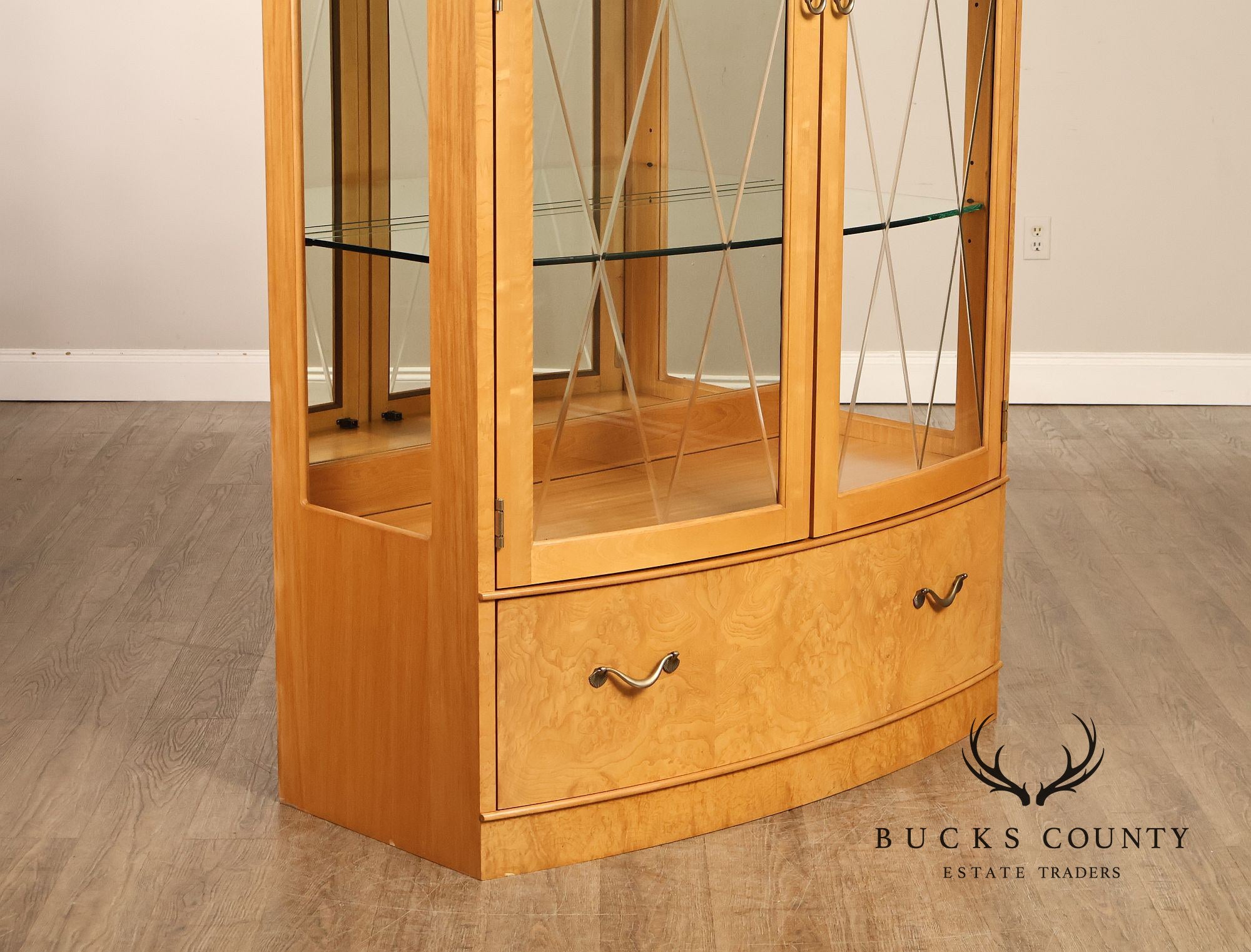 Thomasville Bogart Collection Bow Front Curio Display Cabinet