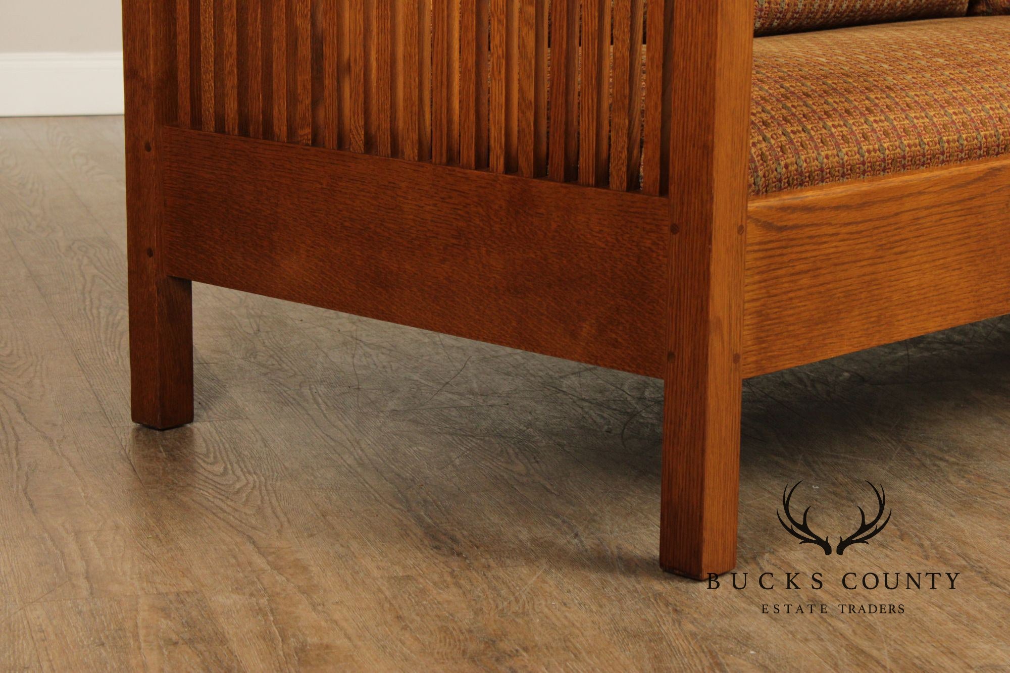 Stickley Mission Collection Oak Spindle Settle