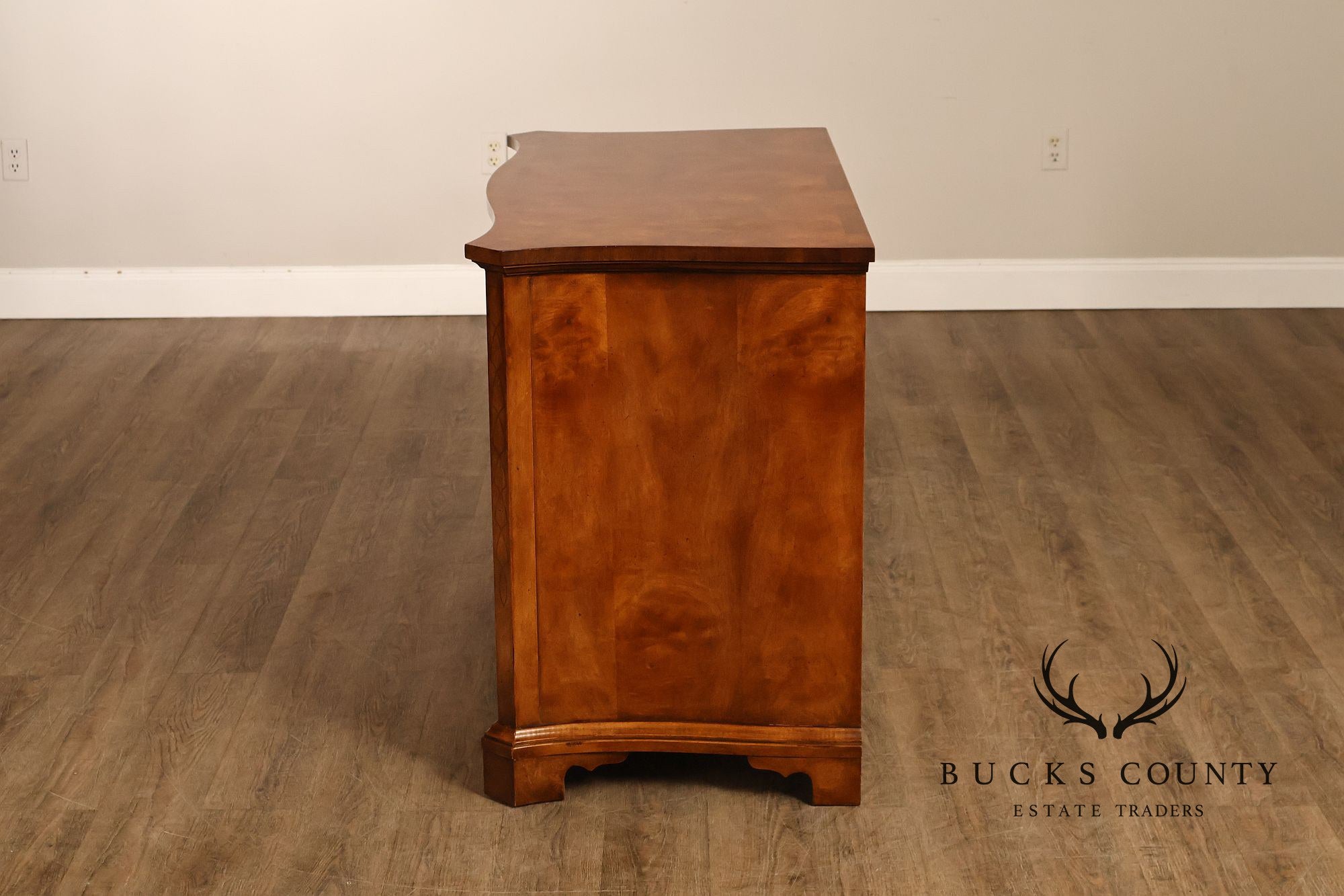 Henredon Aston Court Serpentine Chest of Drawers