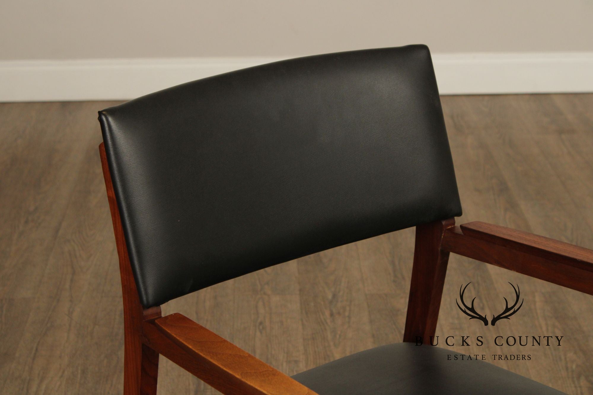 Mid Century Modern Swivel Desk Chair