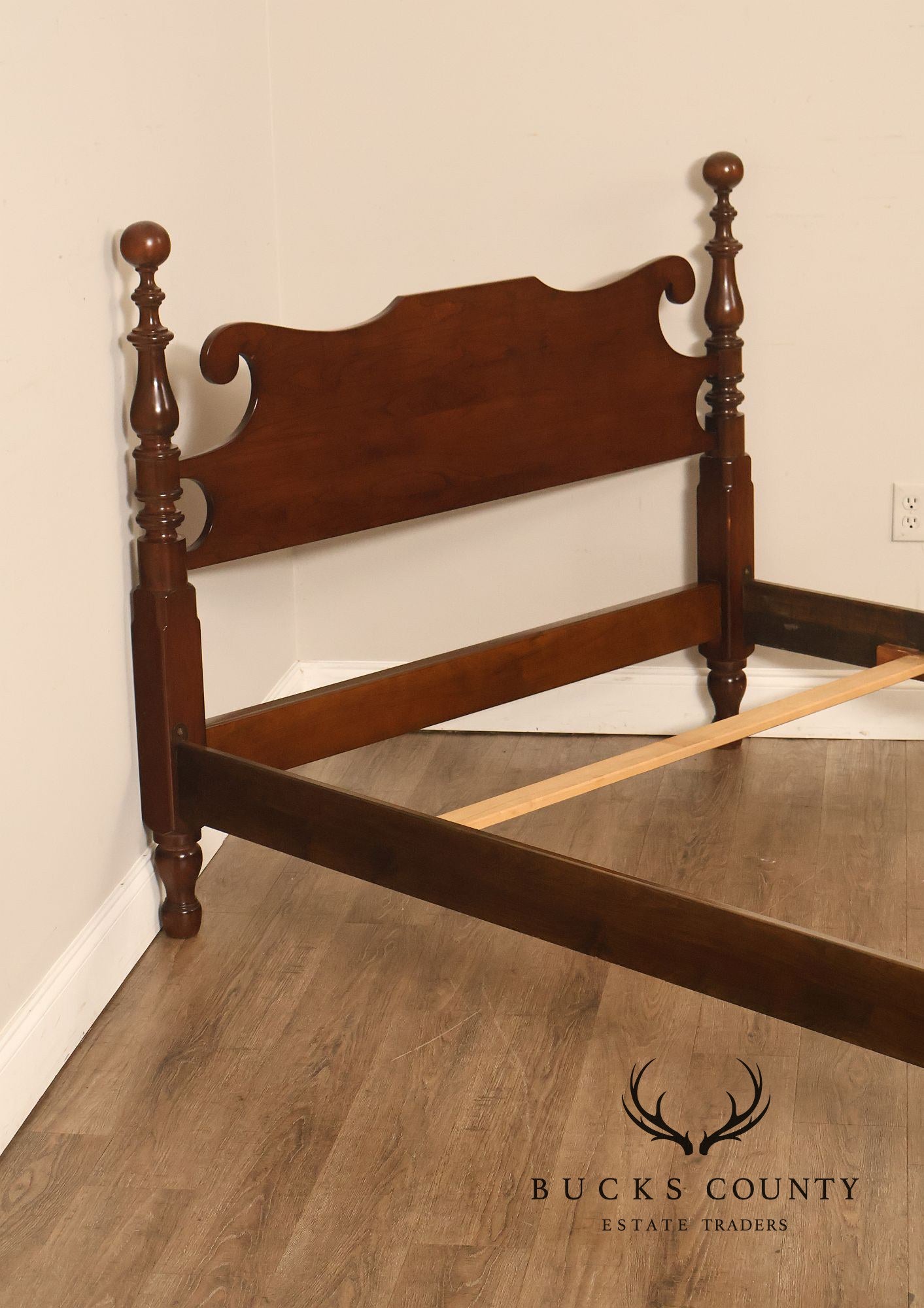Stickley Colonial Style Vintage Cherry Full Size Bed Frame