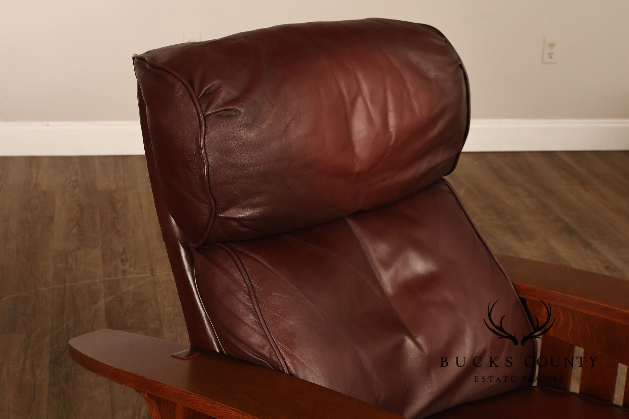 Stickley Mission Collection Pair Of Oak Bow Arm Morris Chair Recliners