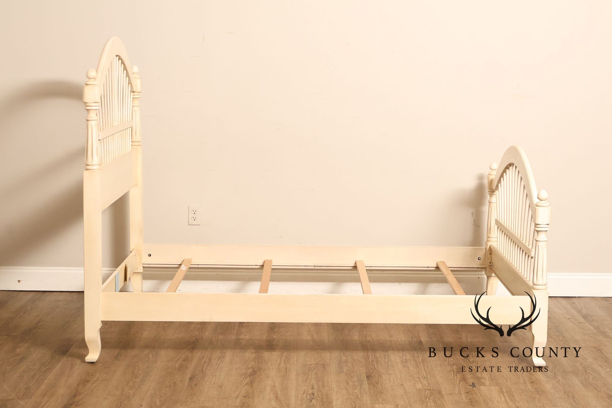 Ethan Allen French Country Style Cream Painted Full Spindle Bedframe