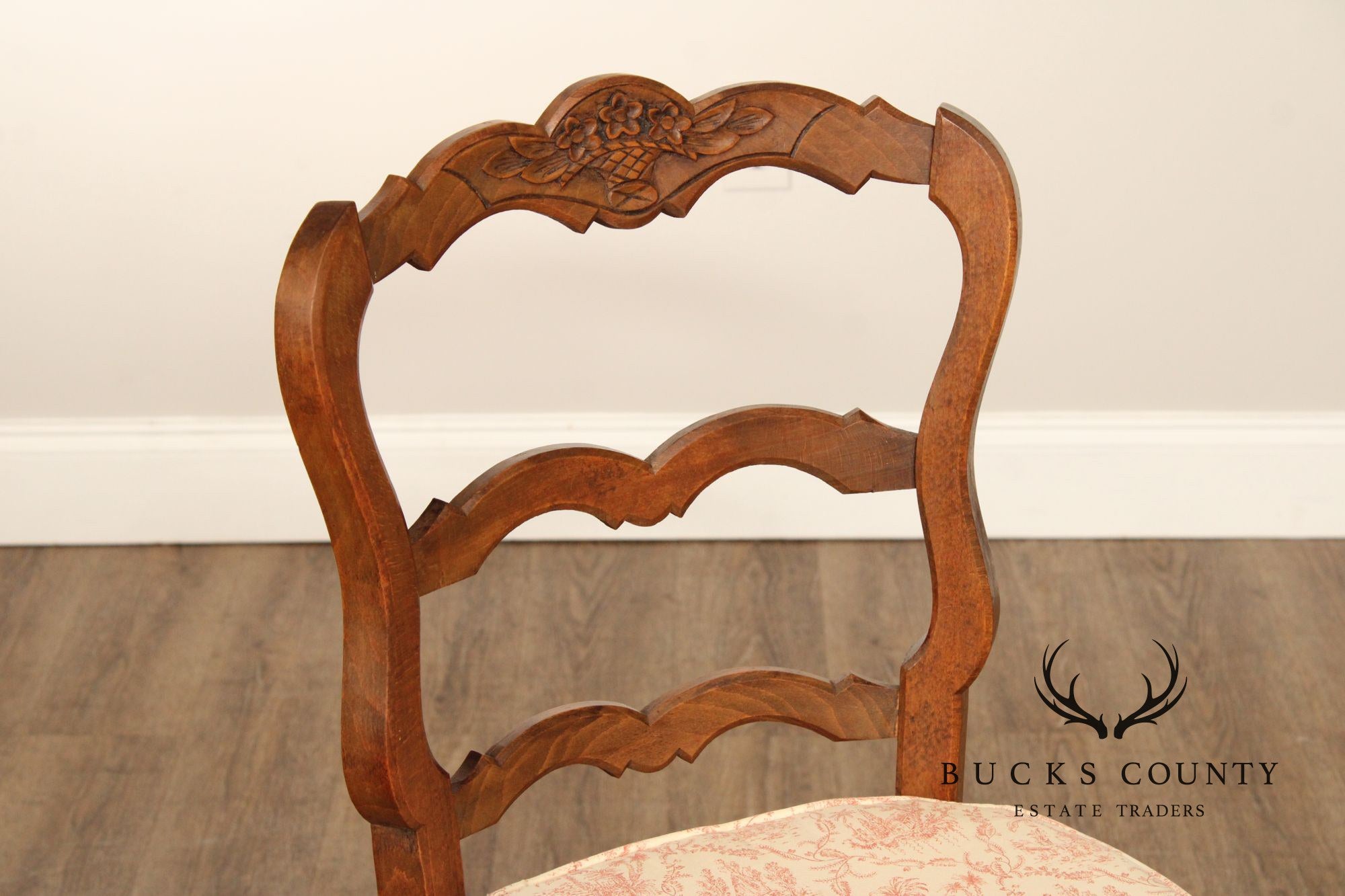 French Provincial Set Of 10 Rush Seat Dining Chairs