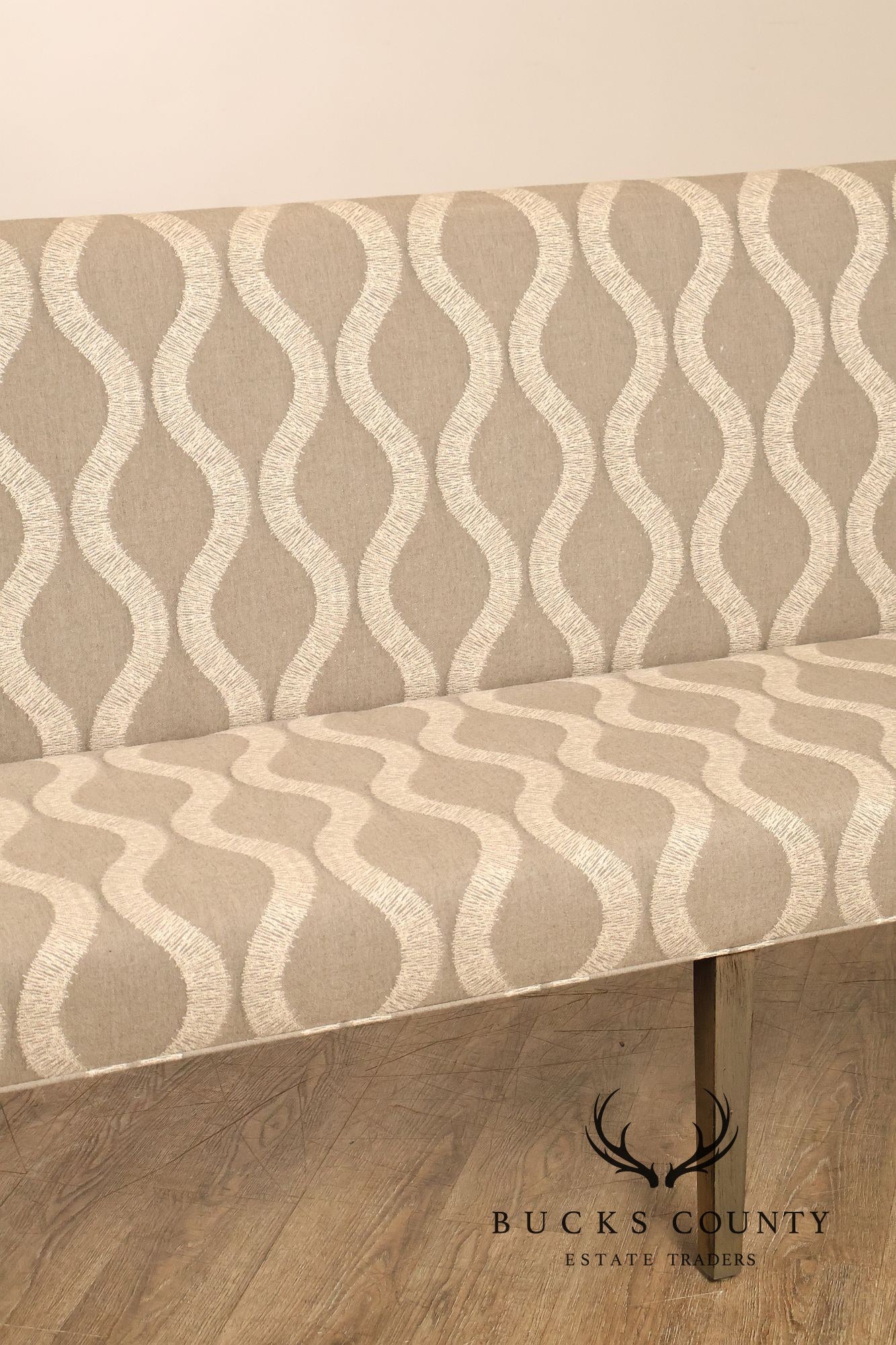 Bassett Brooke Collection Wing Back Banquette Geometric Upholstered Bench