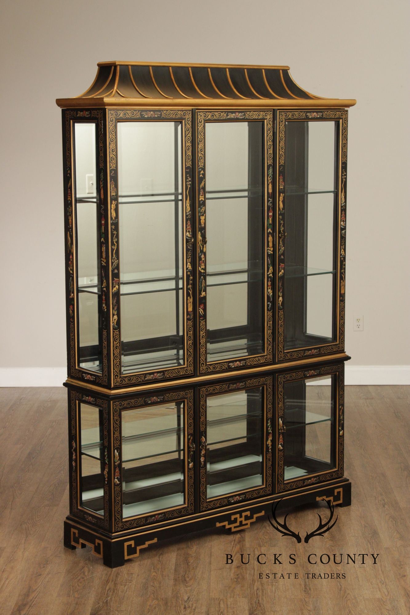 PULASKI FURNITURE CHINOISERIE PAGODA DISPLAY CABINET