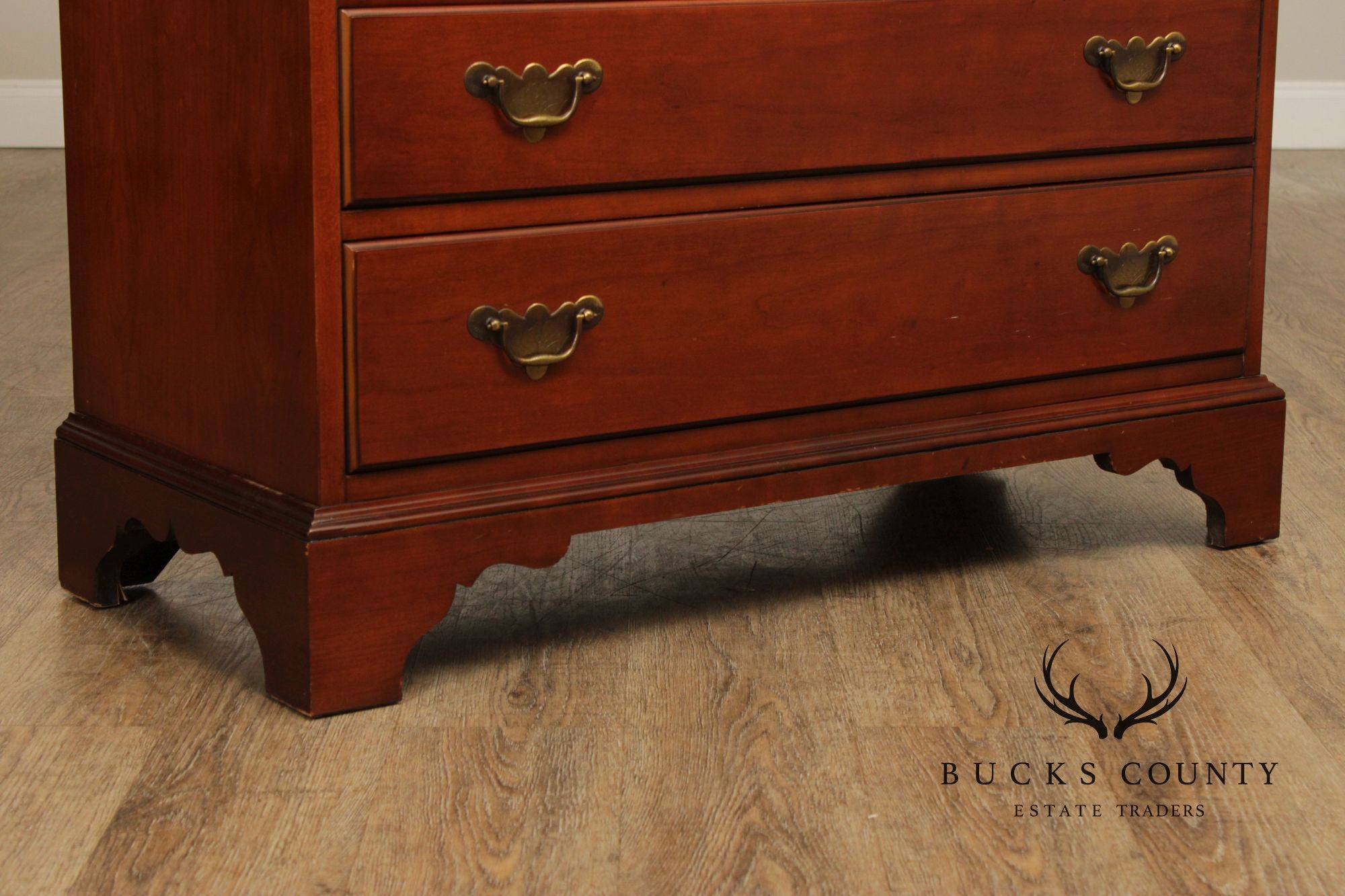 Drexel Chippendale Style Cherry Bookcase Display Cabinet