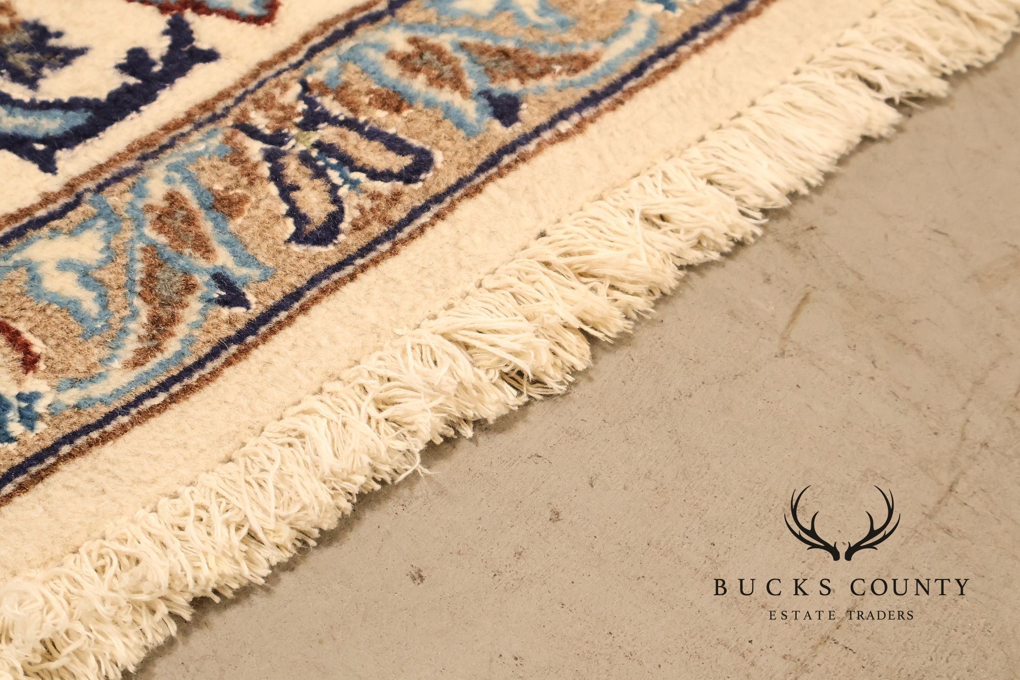 Handwoven Wool Curvilinear Medallion 6.4' x 10.75' Rug