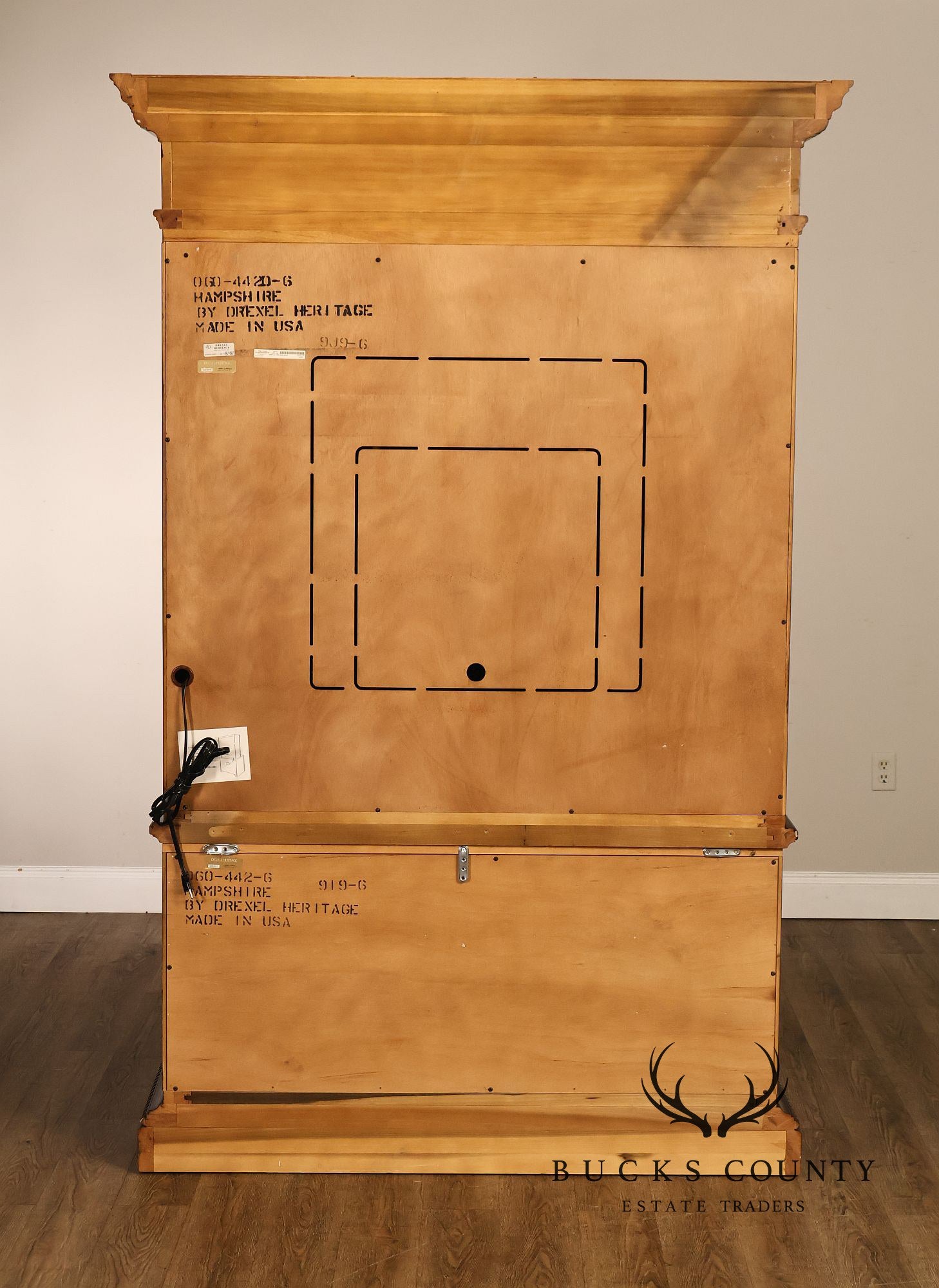 Drexel Heritage Hampshire Traditional Burl Wood Entertainment Armoire
