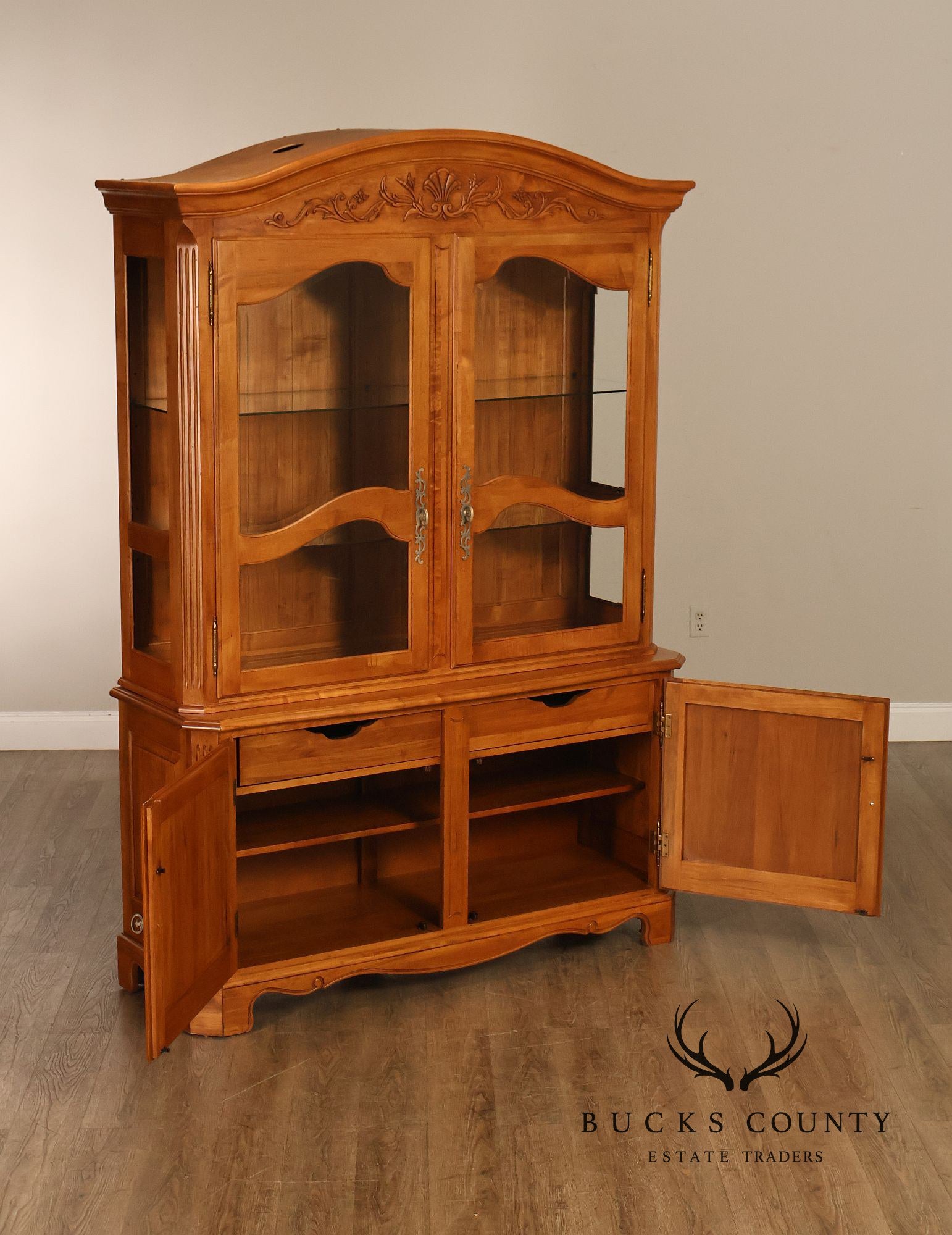 Ethan Allen 'Legacy' French Country Style China Cabinet