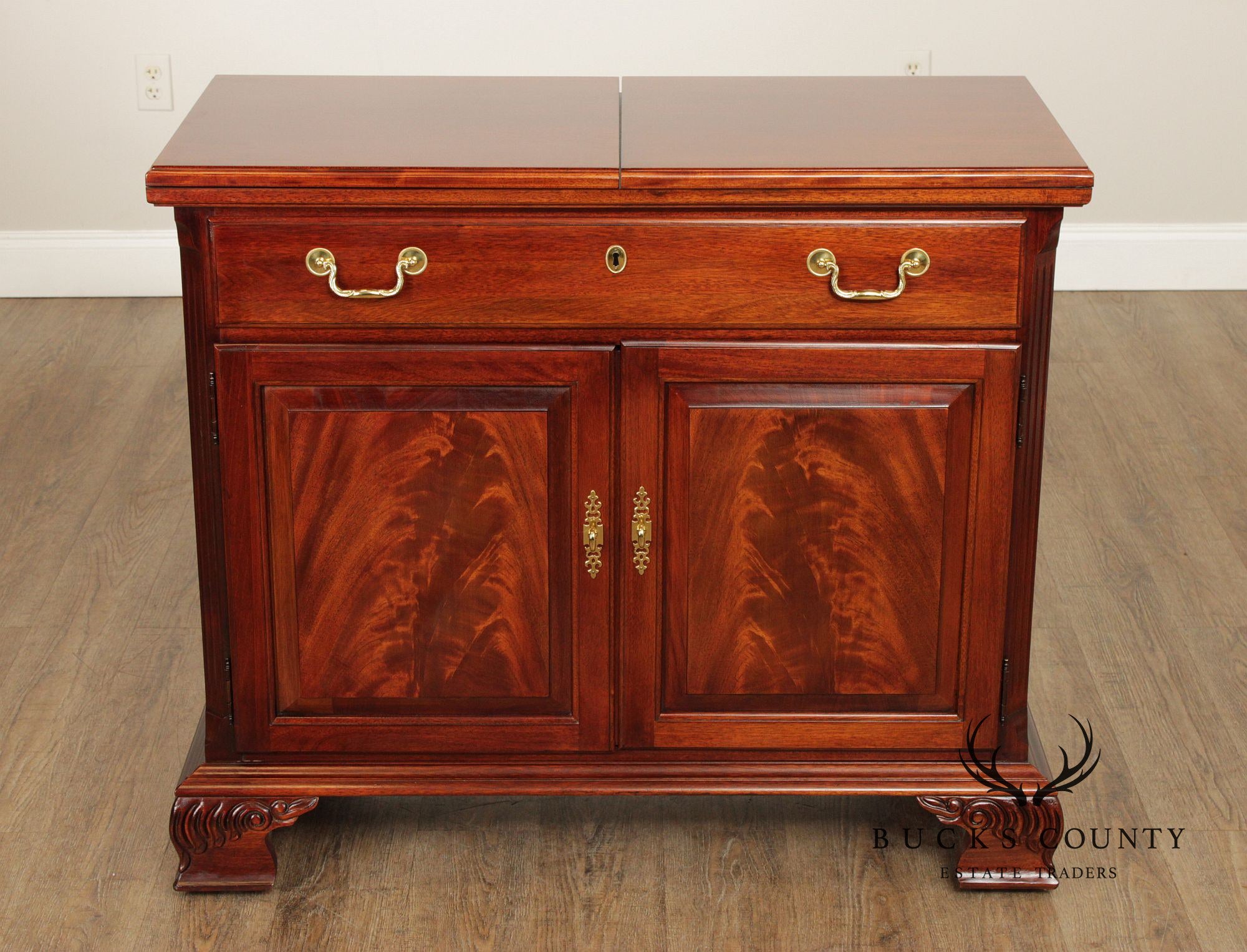 Thomasville Georgian Style Mahogany Flip Top Server