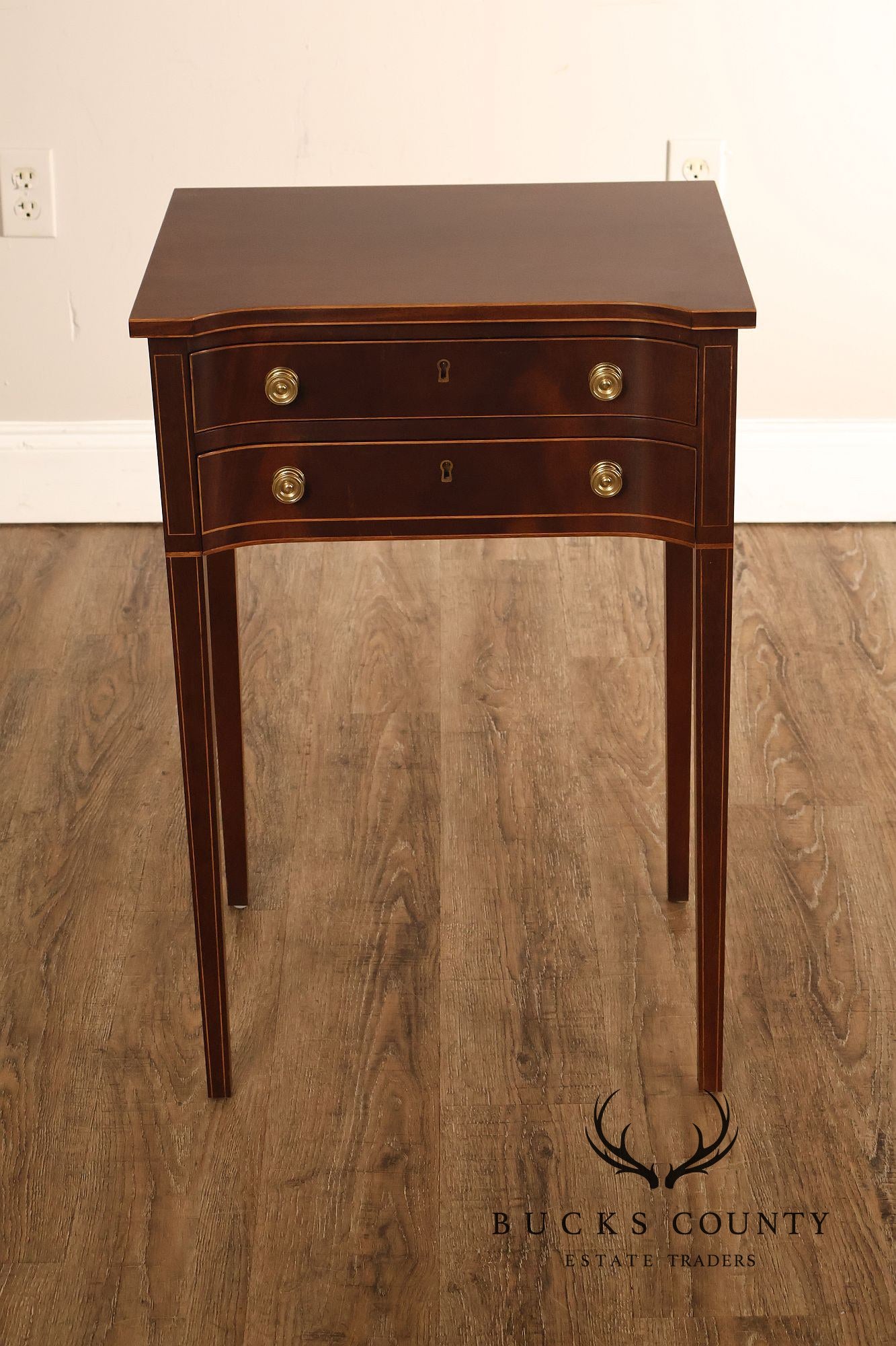 Stickley Colonial Williamsburg Mahogany Inlaid End Table