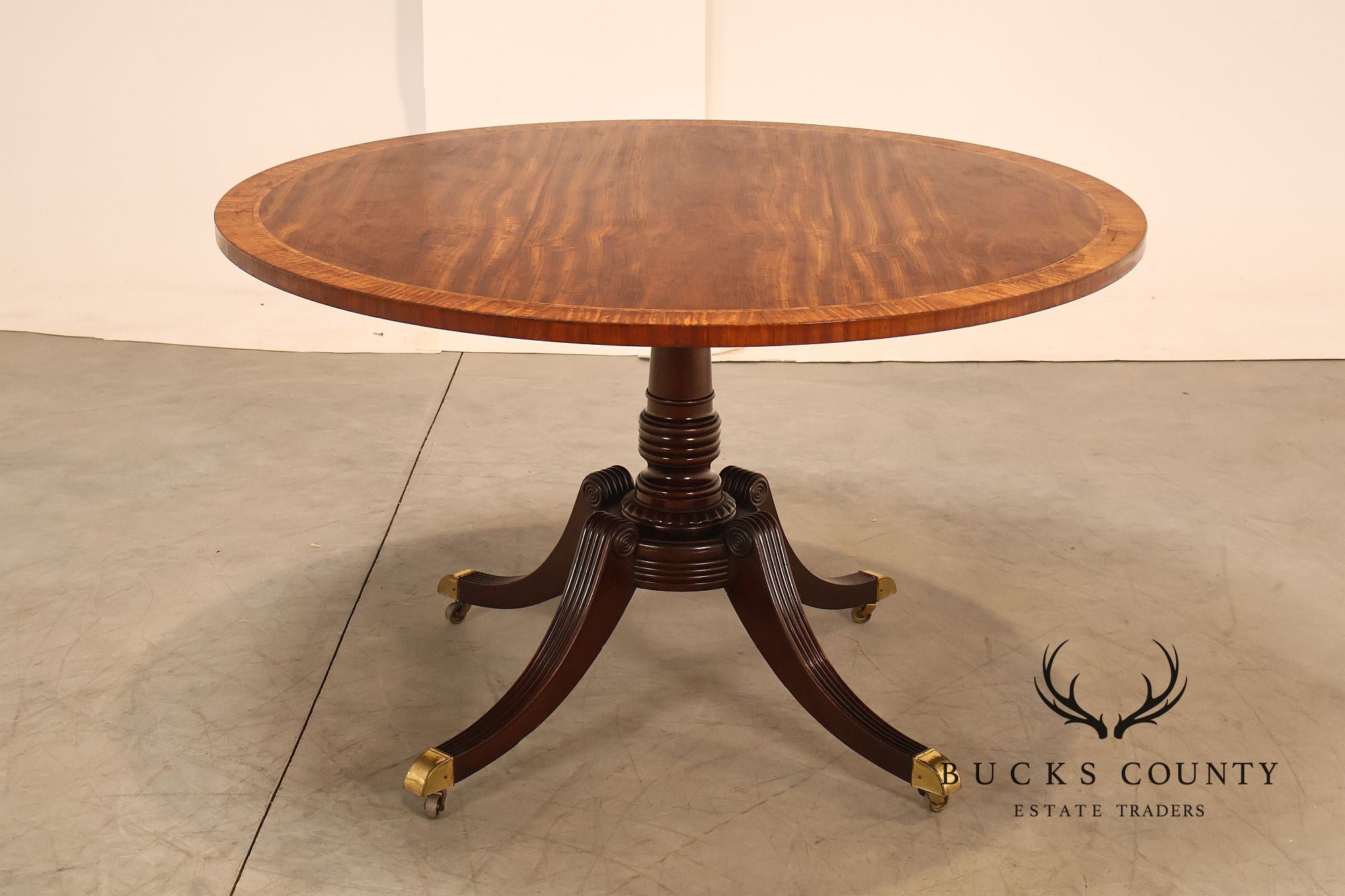 Baker Furniture 'Collectors Edition' Round Mahogany Pedestal Dining Table