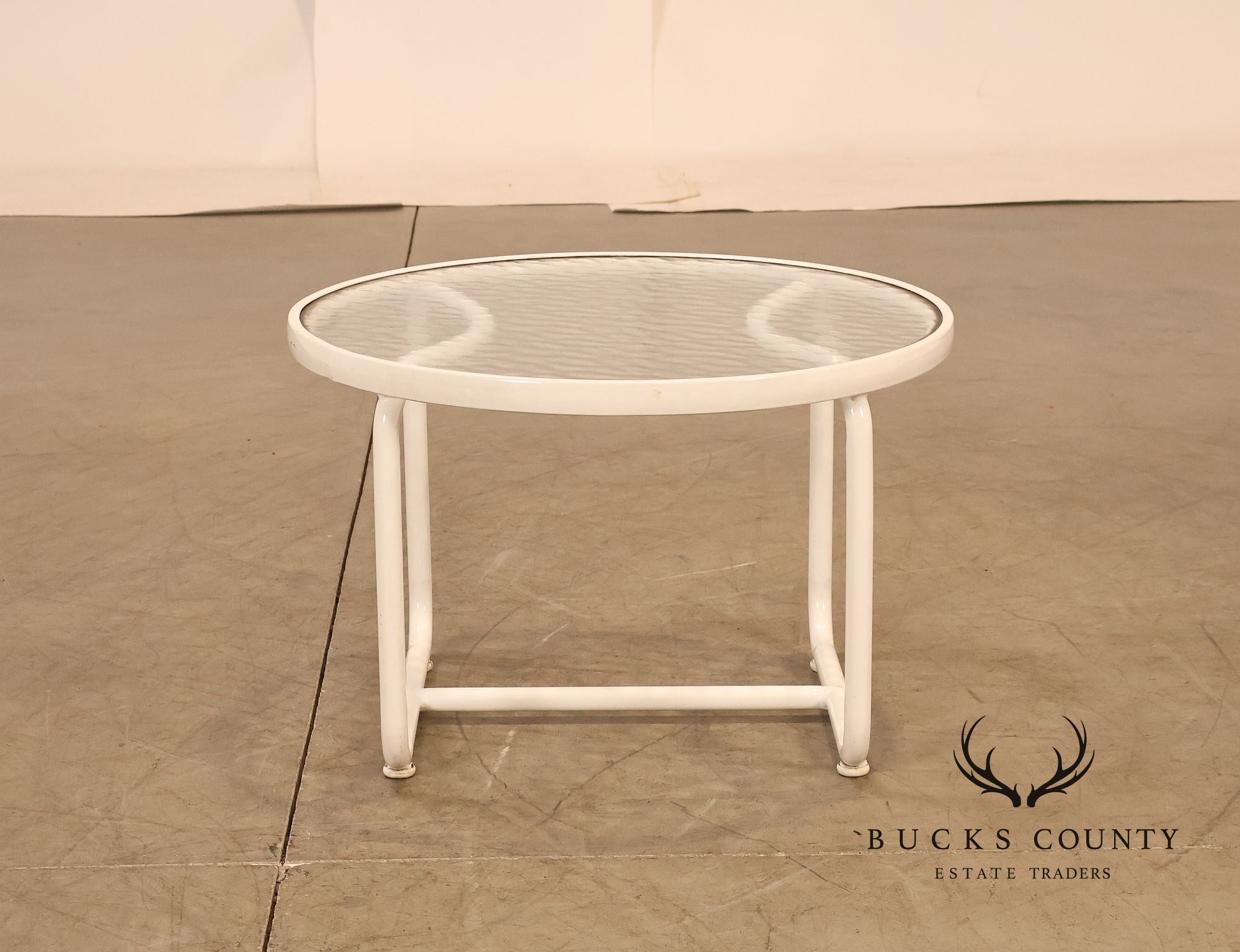 Brown Jordan 'Tamiami' Round Glass Top Patio Side Table