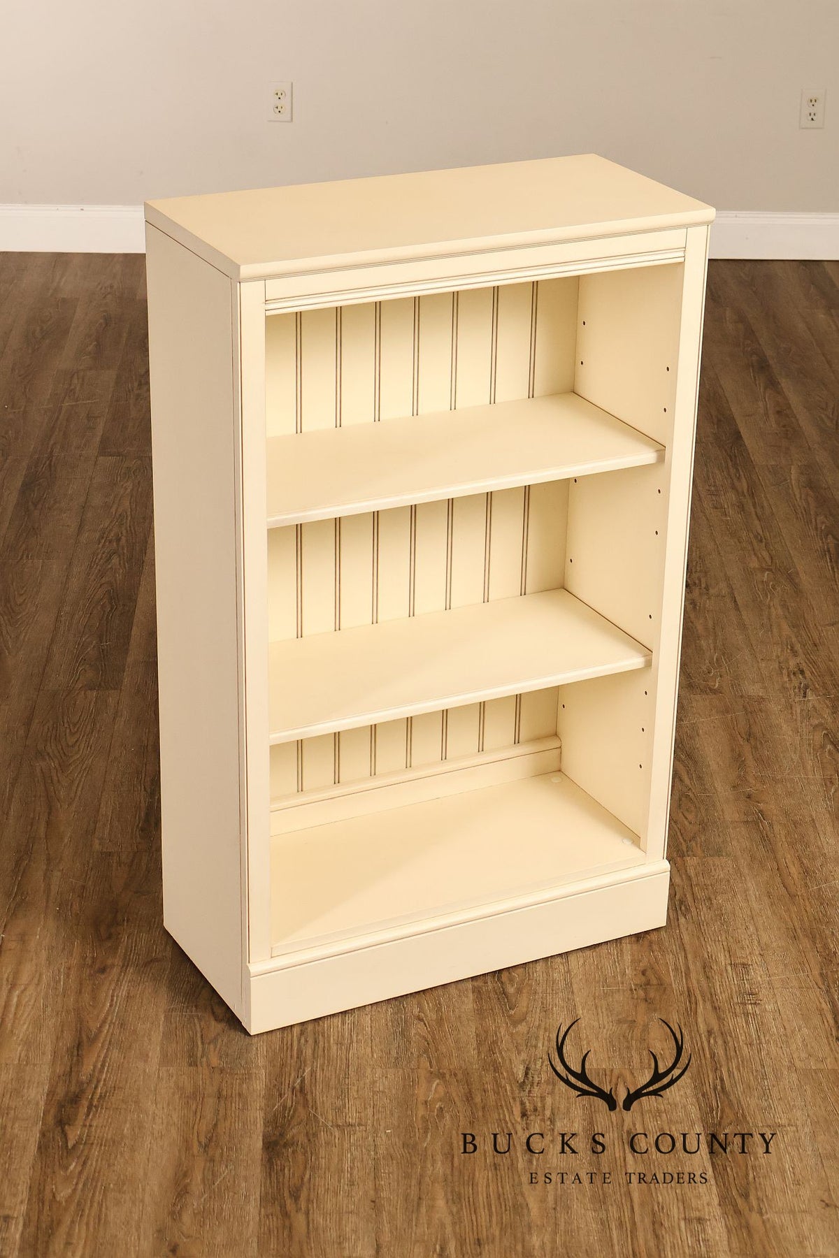 Ethan Allen Coastal Style Pair of Painted Open Bookcases
