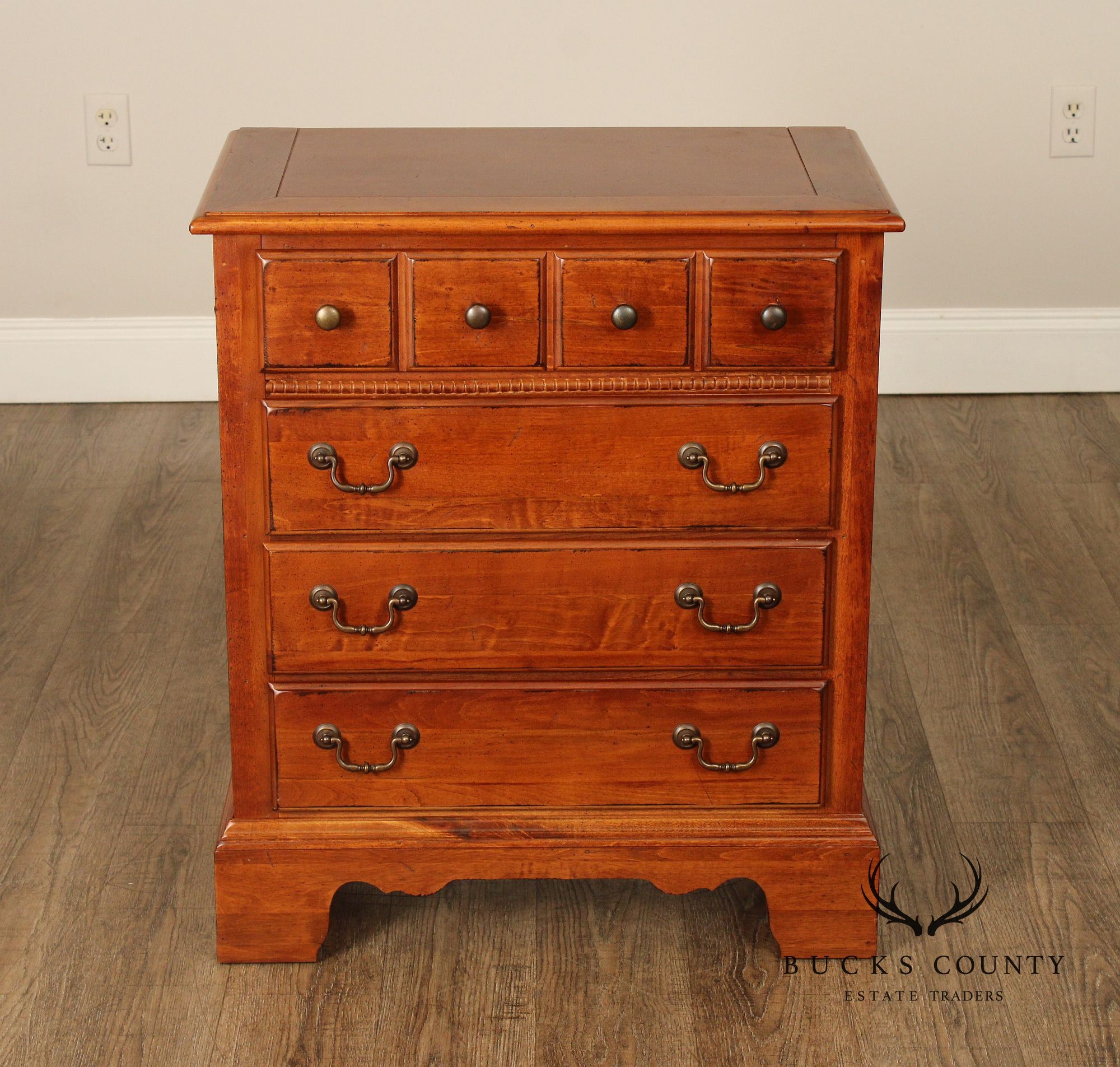 Vaughn Furniture Traditional Bedside Chest