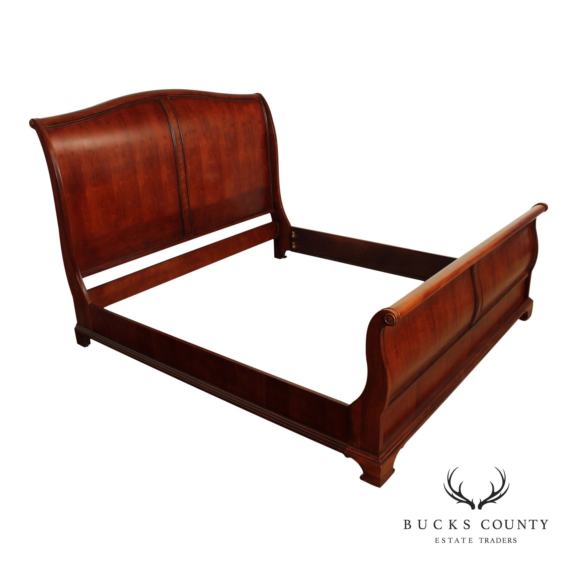 Traditional Style Cherry King Sleigh Bed