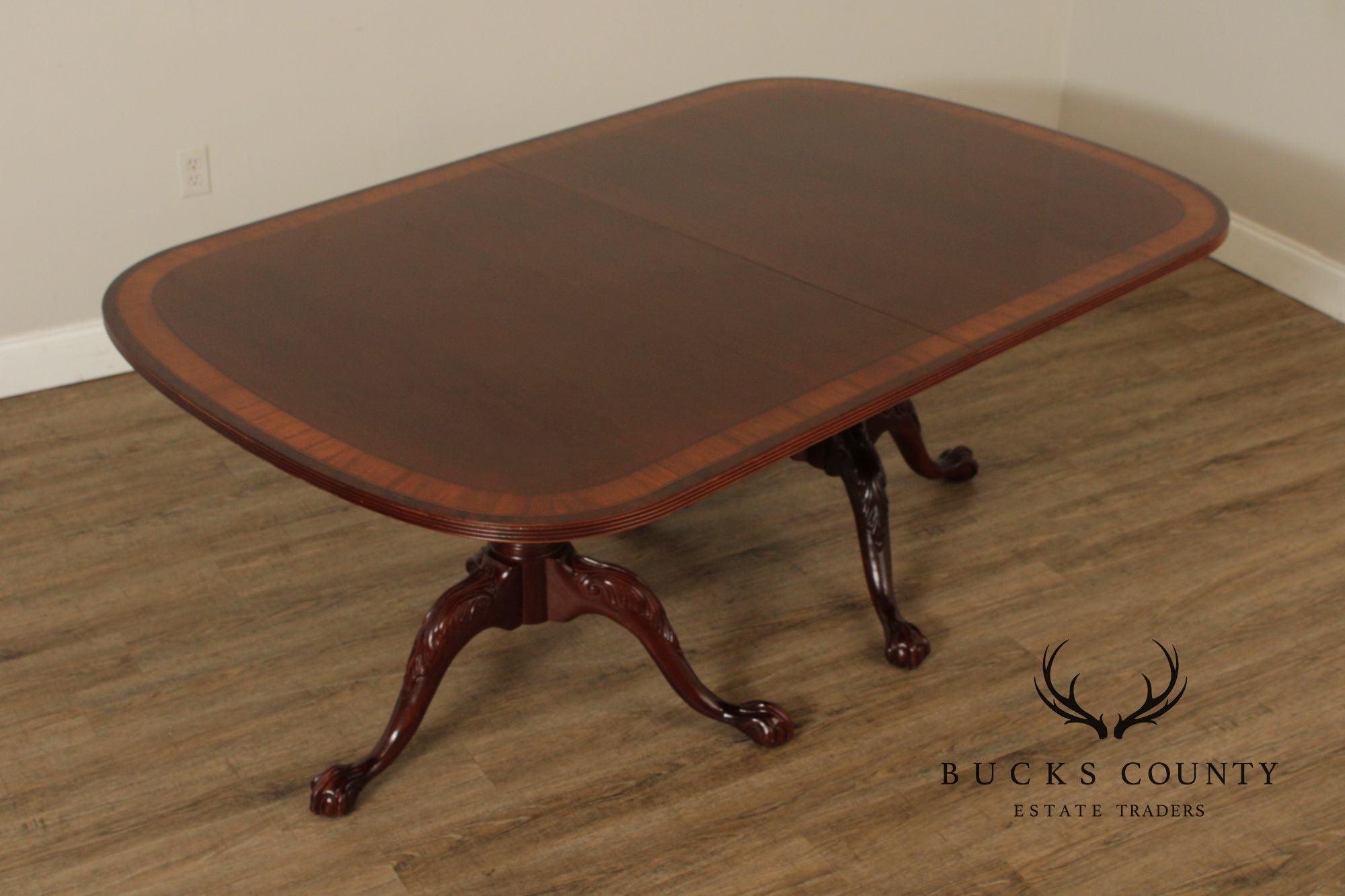 Ethan Allen '18th Century Banded Mahogany' Double Pedestal Dining Table