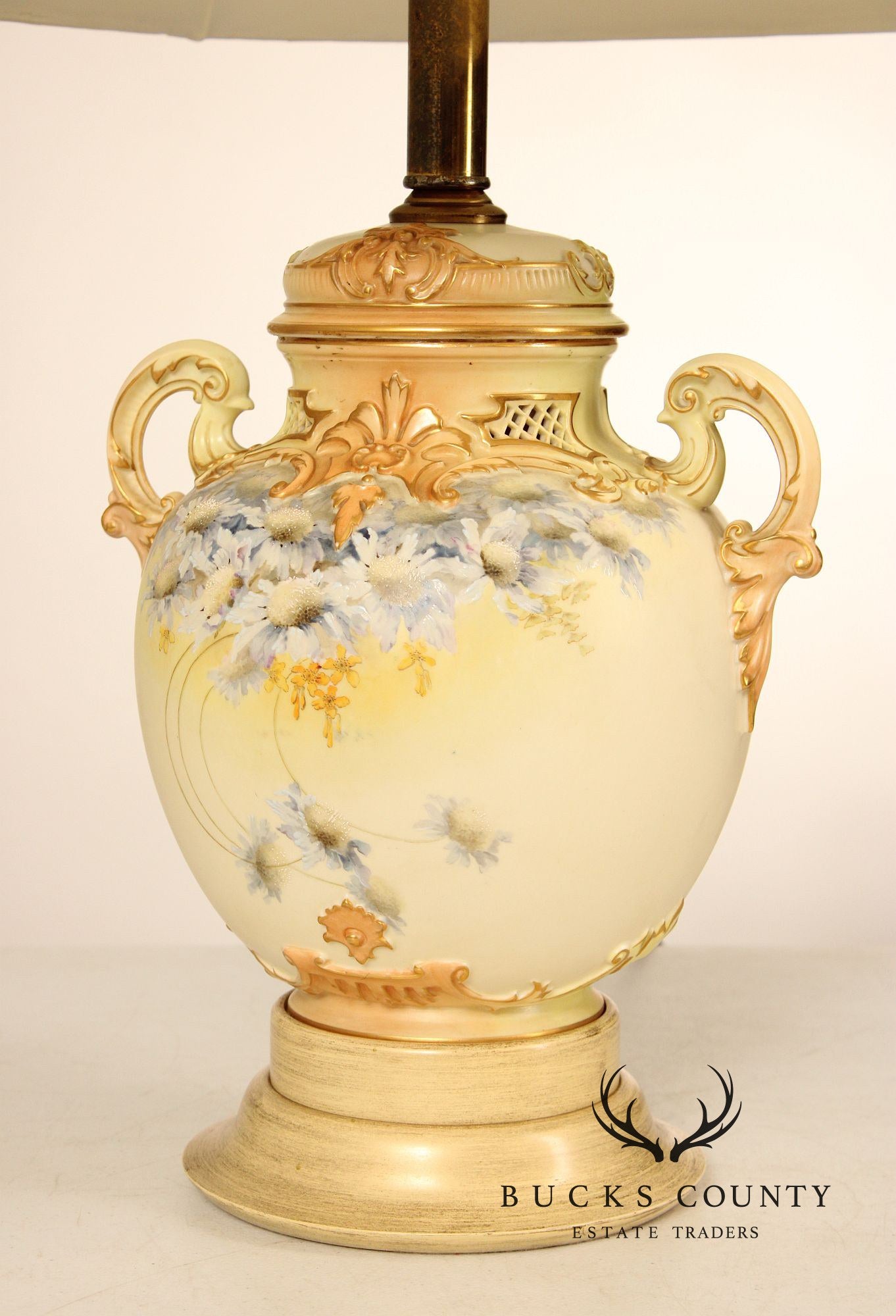 Royal Worcester Porcelain Potpourri Jar Table Lamp