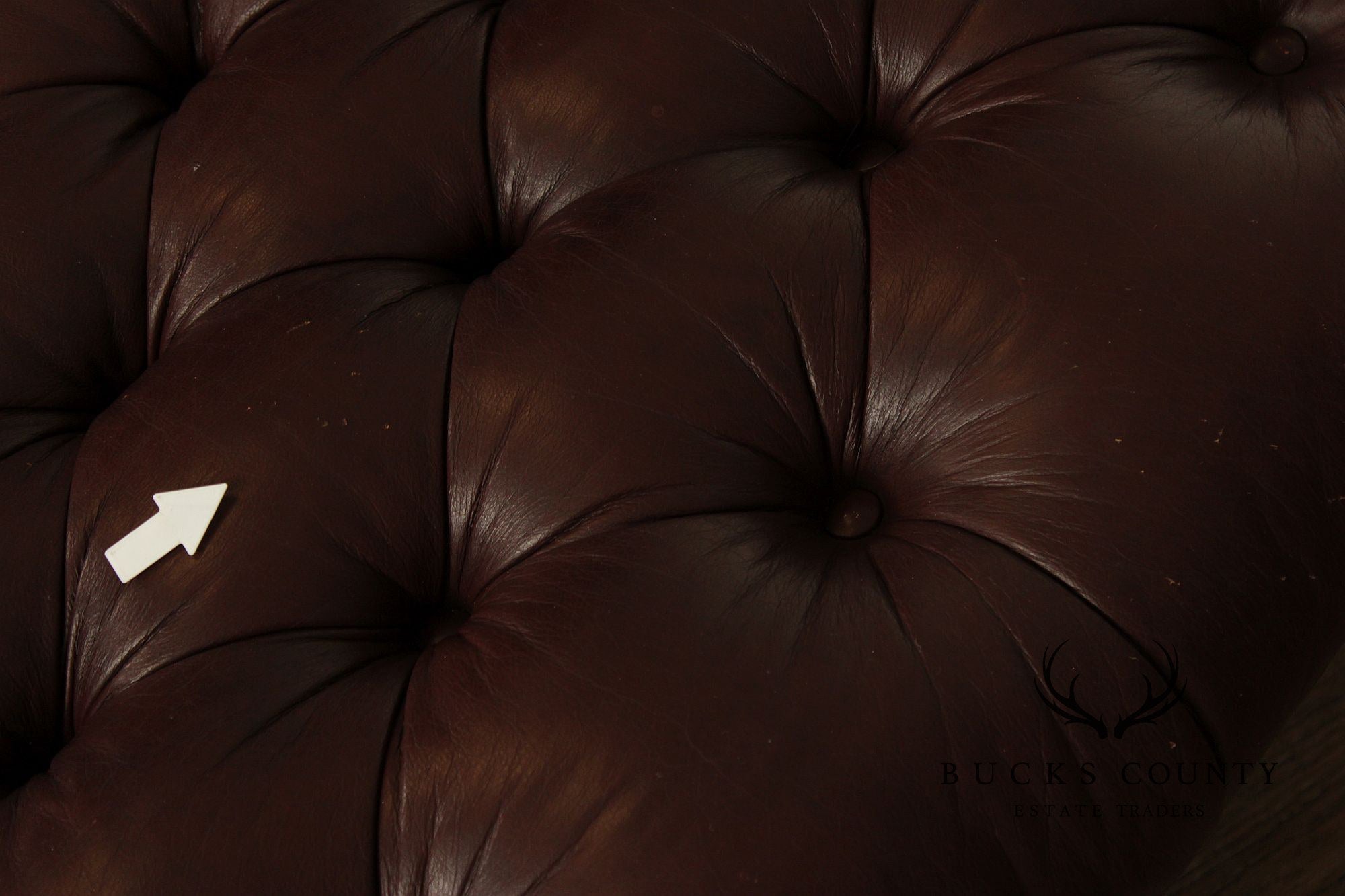 English Regency Style Tufted Leather Cocktail Ottoman On Turned Legs