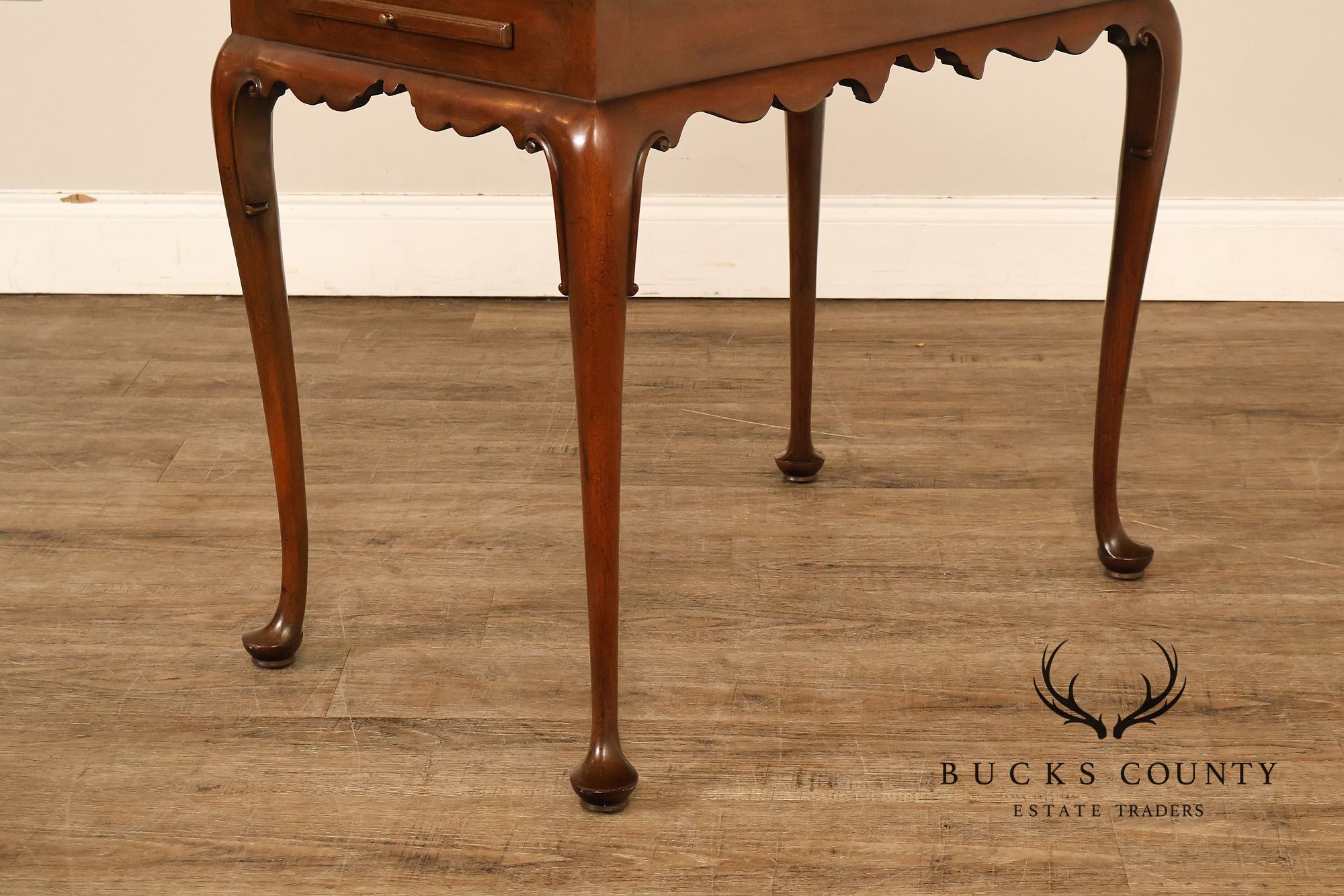 Kittinger Colonial Williamsburg Mahogany Queen Anne Tea Table