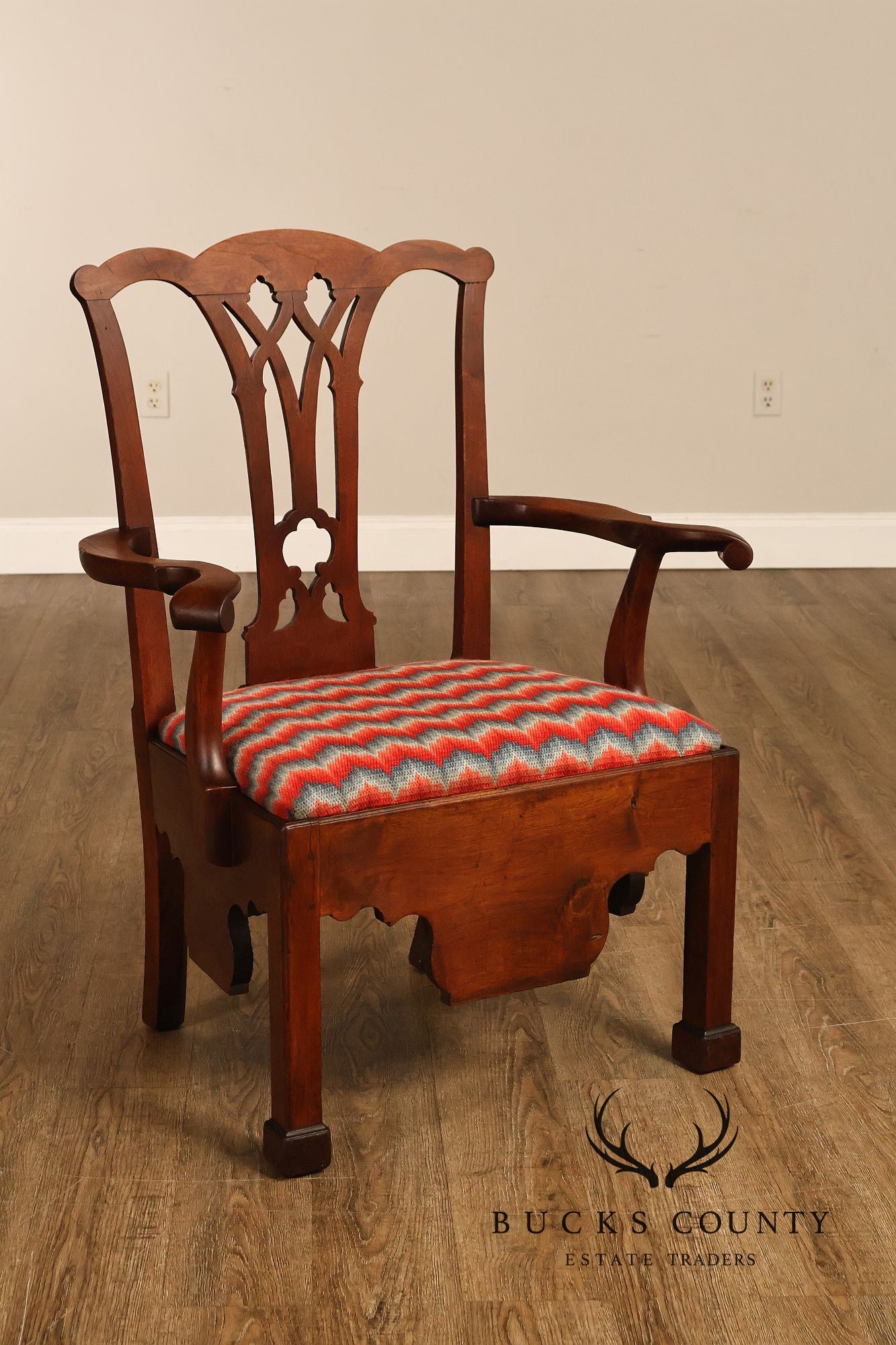 18th Century Pennsylvania Chippendale Walnut Necessary Chair
