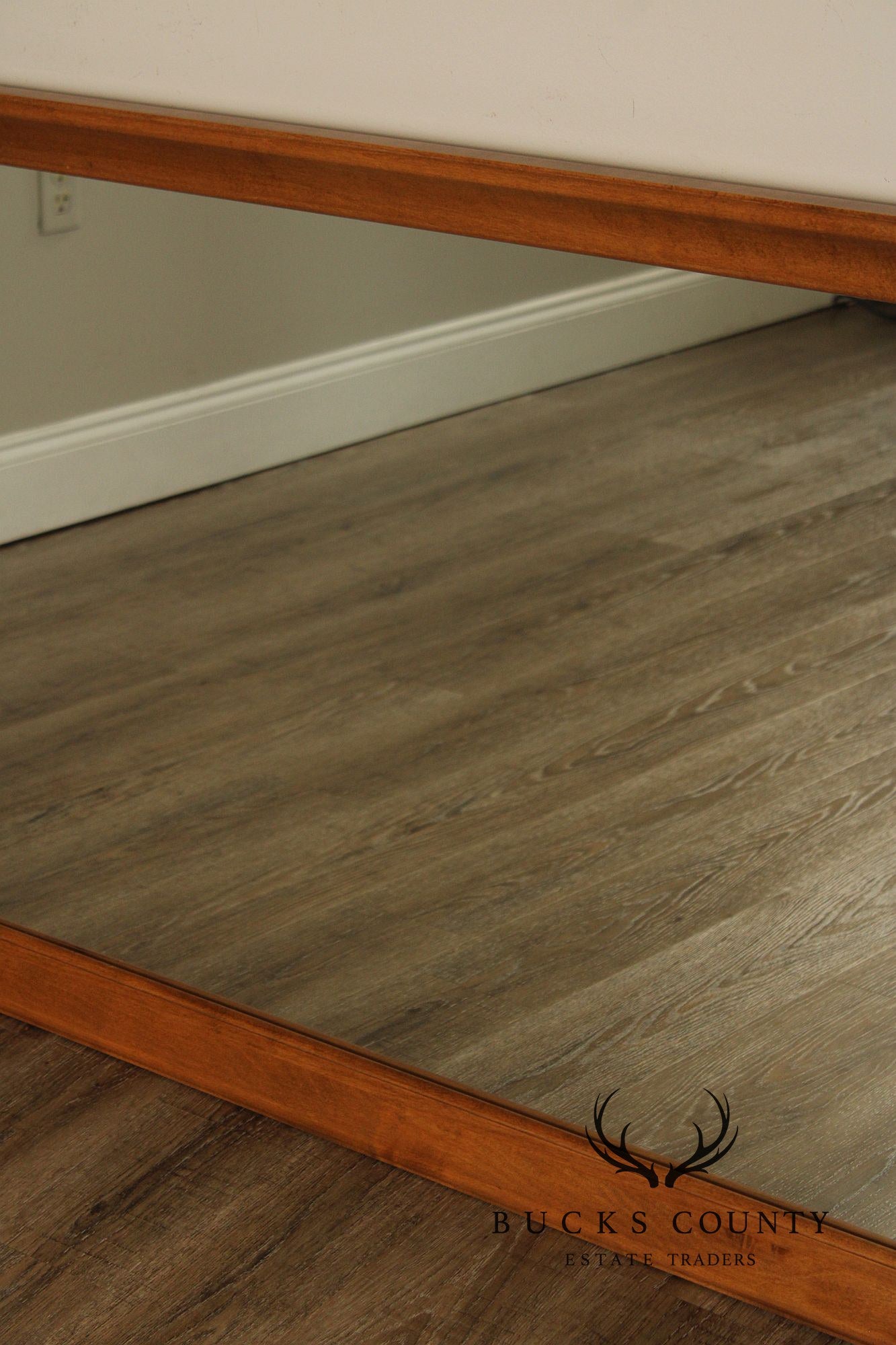 Ethan Allen Heirloom Nutmeg Maple Wall Mirror