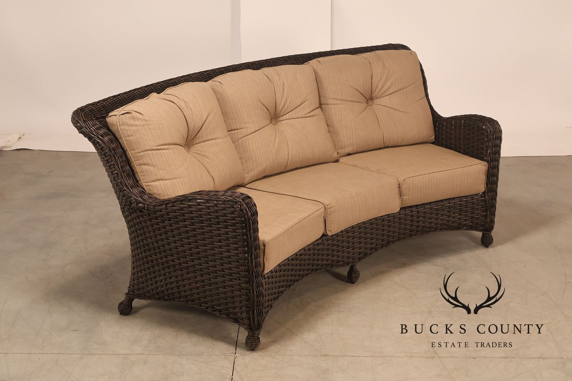 Nothhcape Outdoor Wicker Curved 'Richmond' Patio Sofa With Sunbrella Cushions
