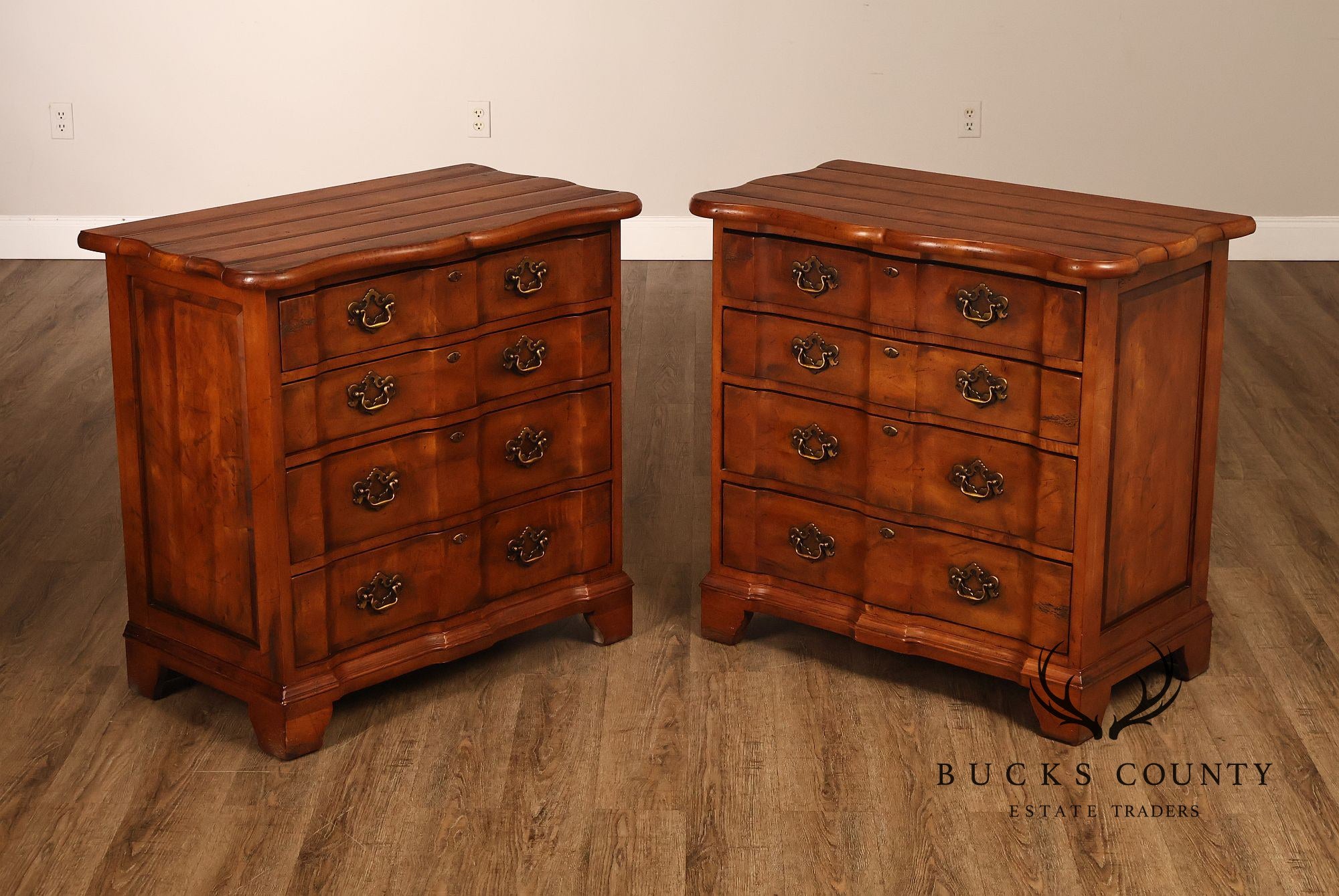 Century Furniture Georgian Style Pair of Blockfront Chests