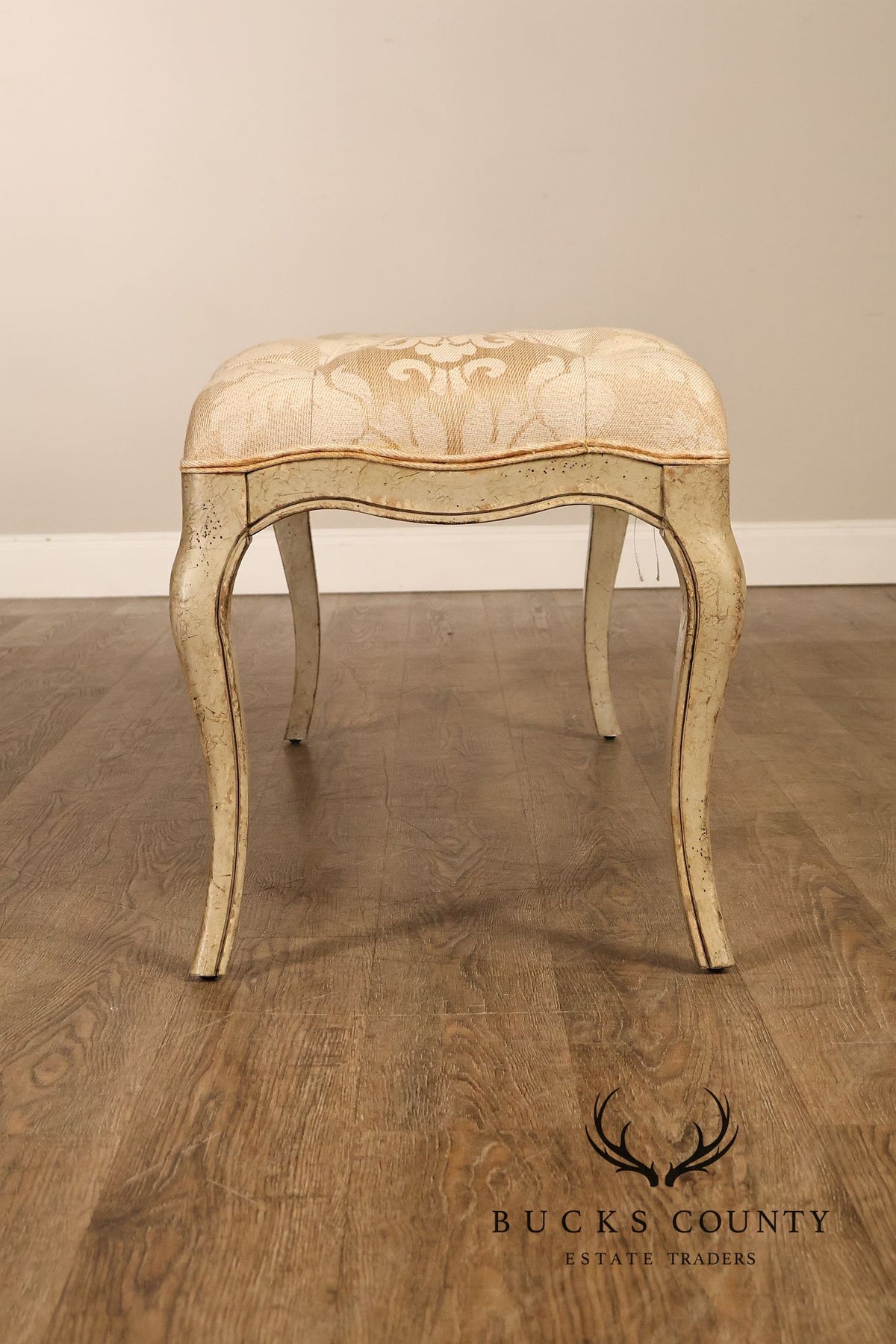 Stanley Furniture 'Arrondissement Palais' Tufted Bench