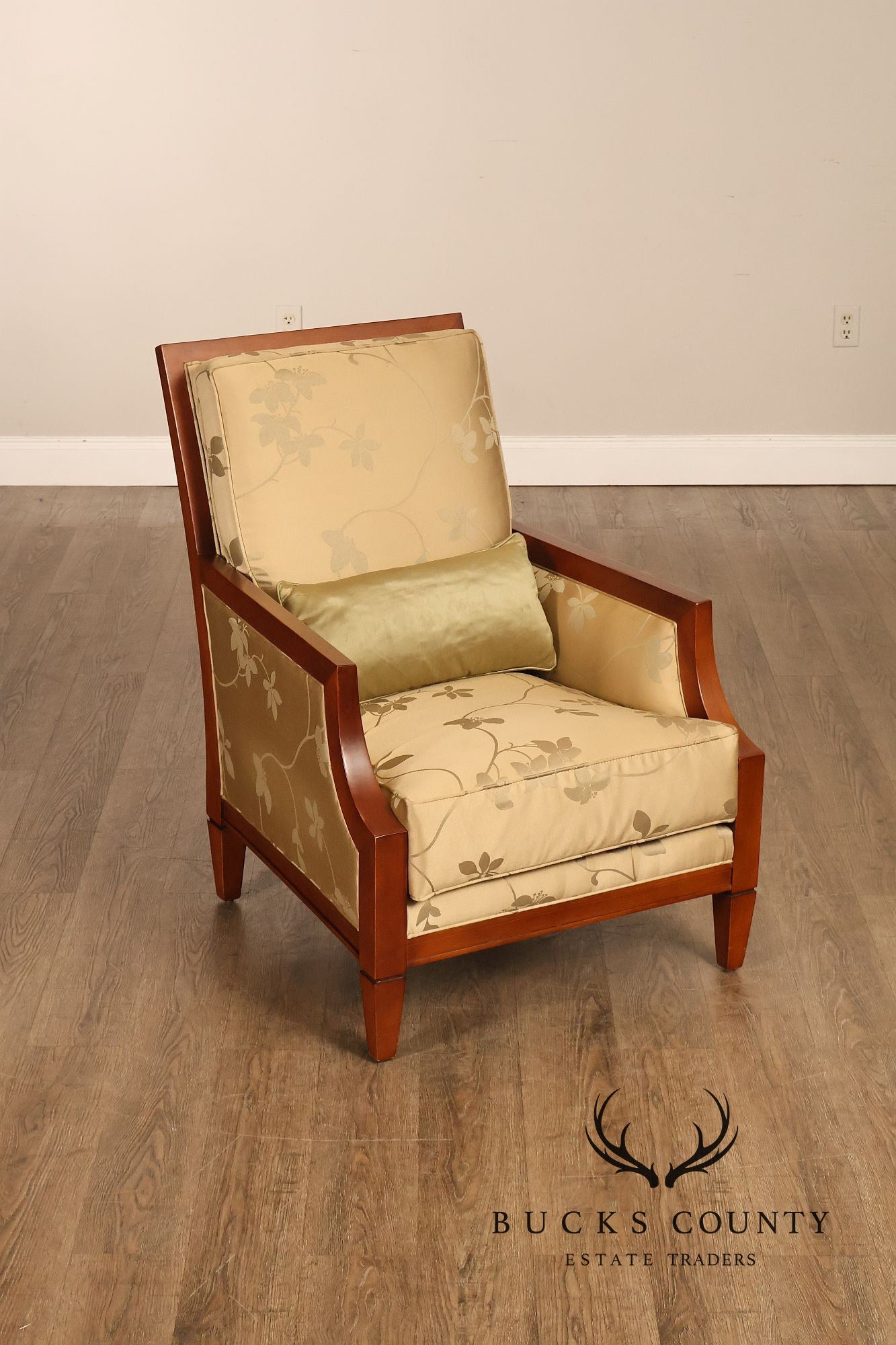 Thomasville Contemporary Pair of Lounge Armchairs