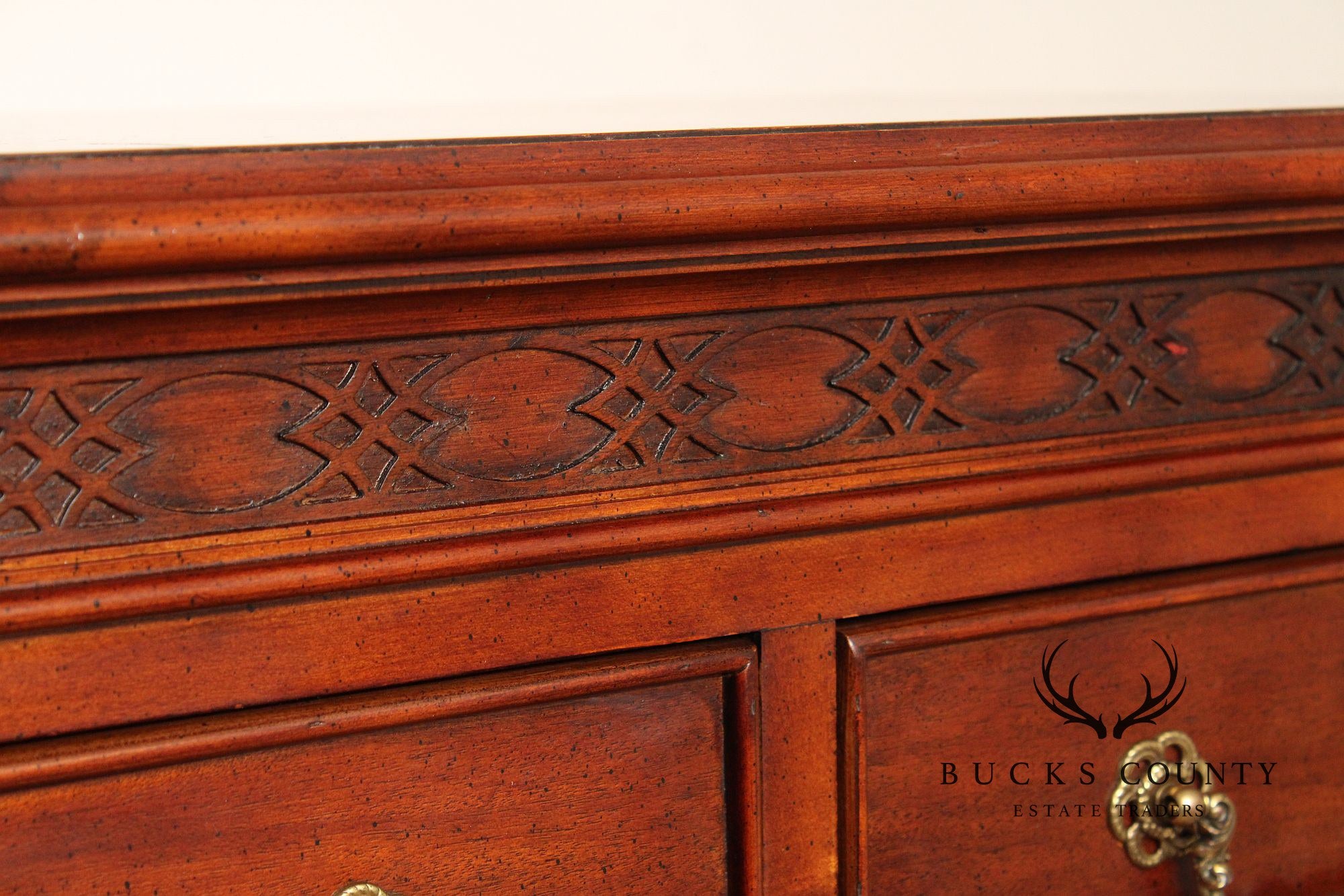 Century Furniture Georgian Style Mahogany Chest on Chest