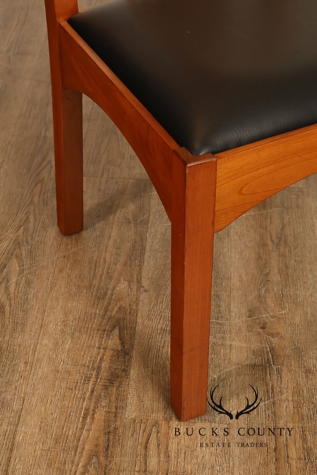 Stickley 21st Century Collection Set of Eight Cherry Dining Chairs