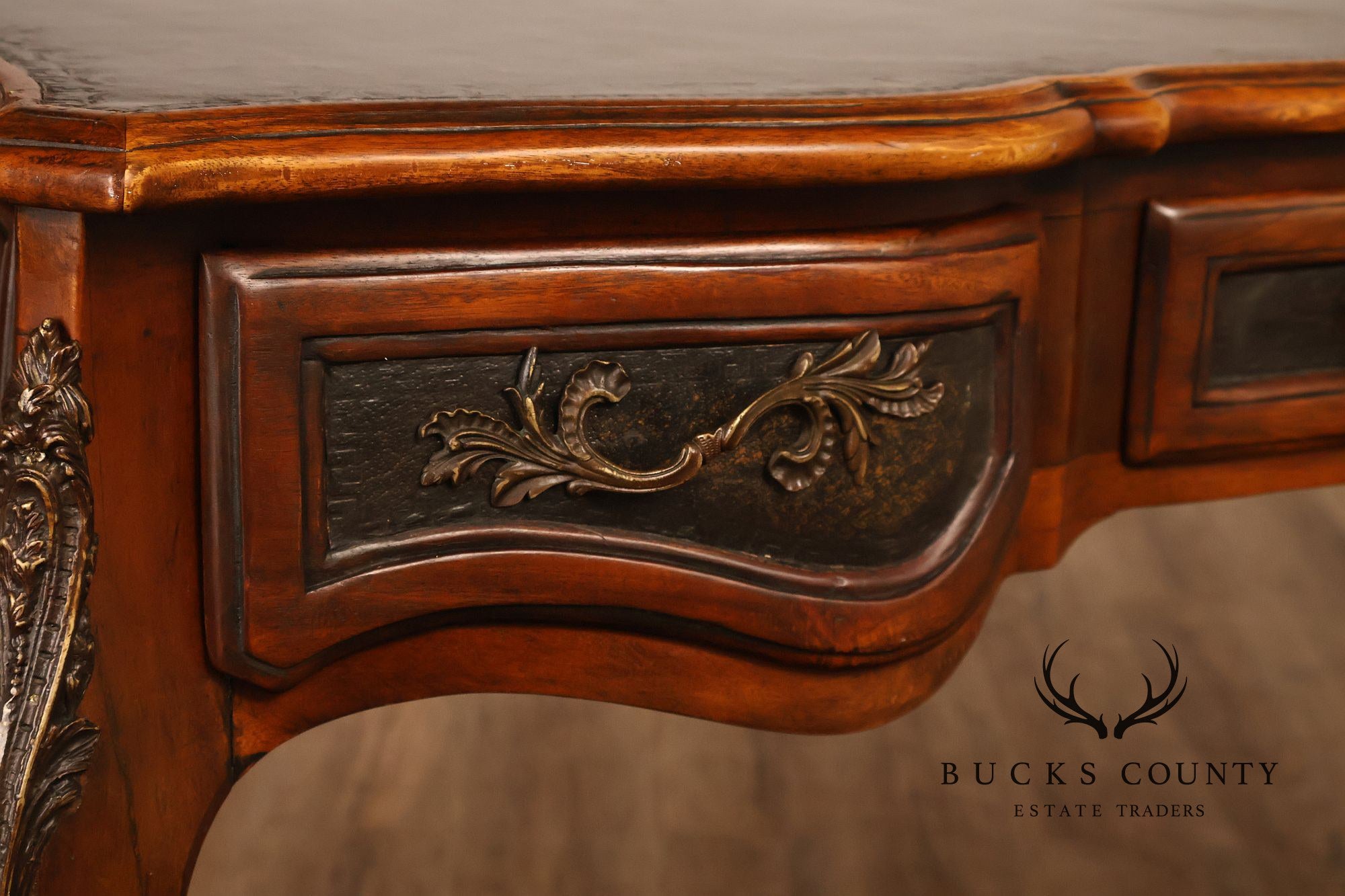 Theodore Alexander Chateau Du Vallois French Louis XV Style Walnut Leather Writing Desk