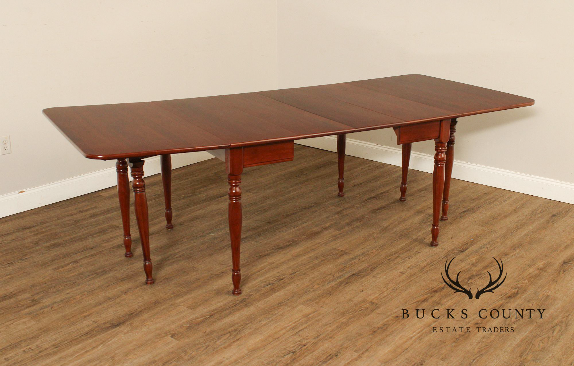 Sheraton Style Cherry Drop-Leaf Extendable Dining Table