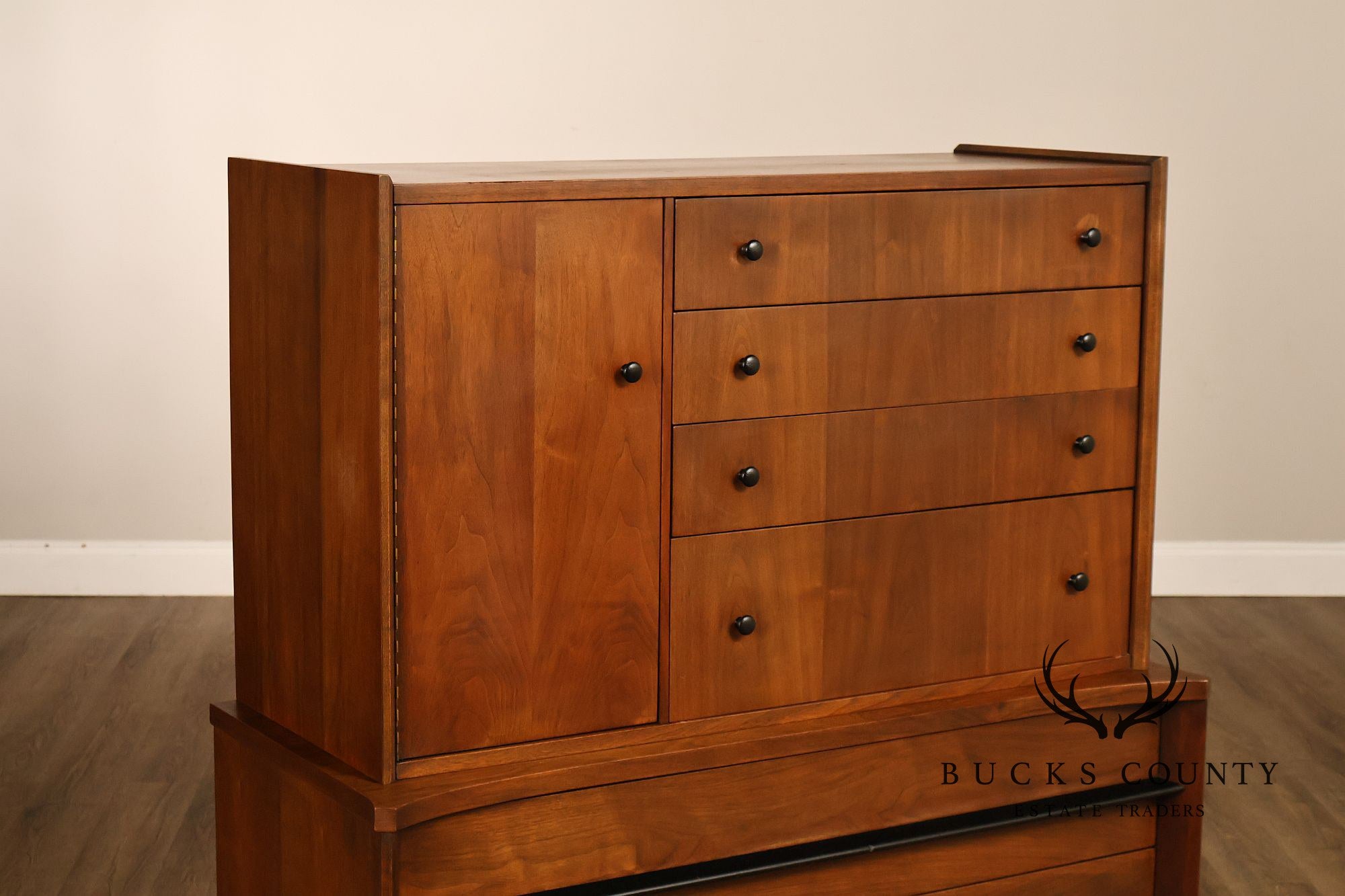 American Of Martinsville Mid-Century Modern Walnut Gentleman's Chest