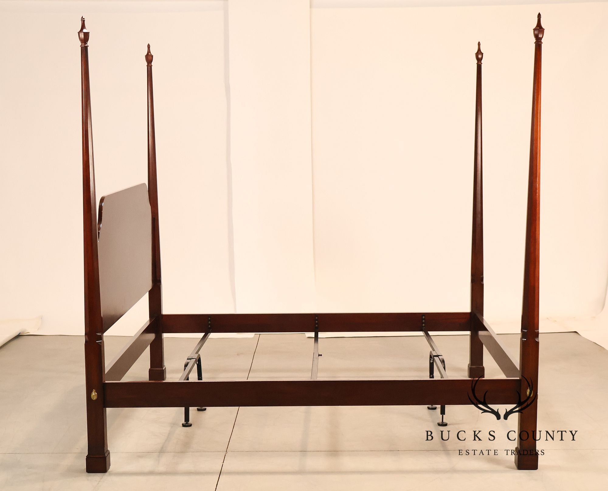 Henkel Harris Solid Mahogany King Size Poster Bed