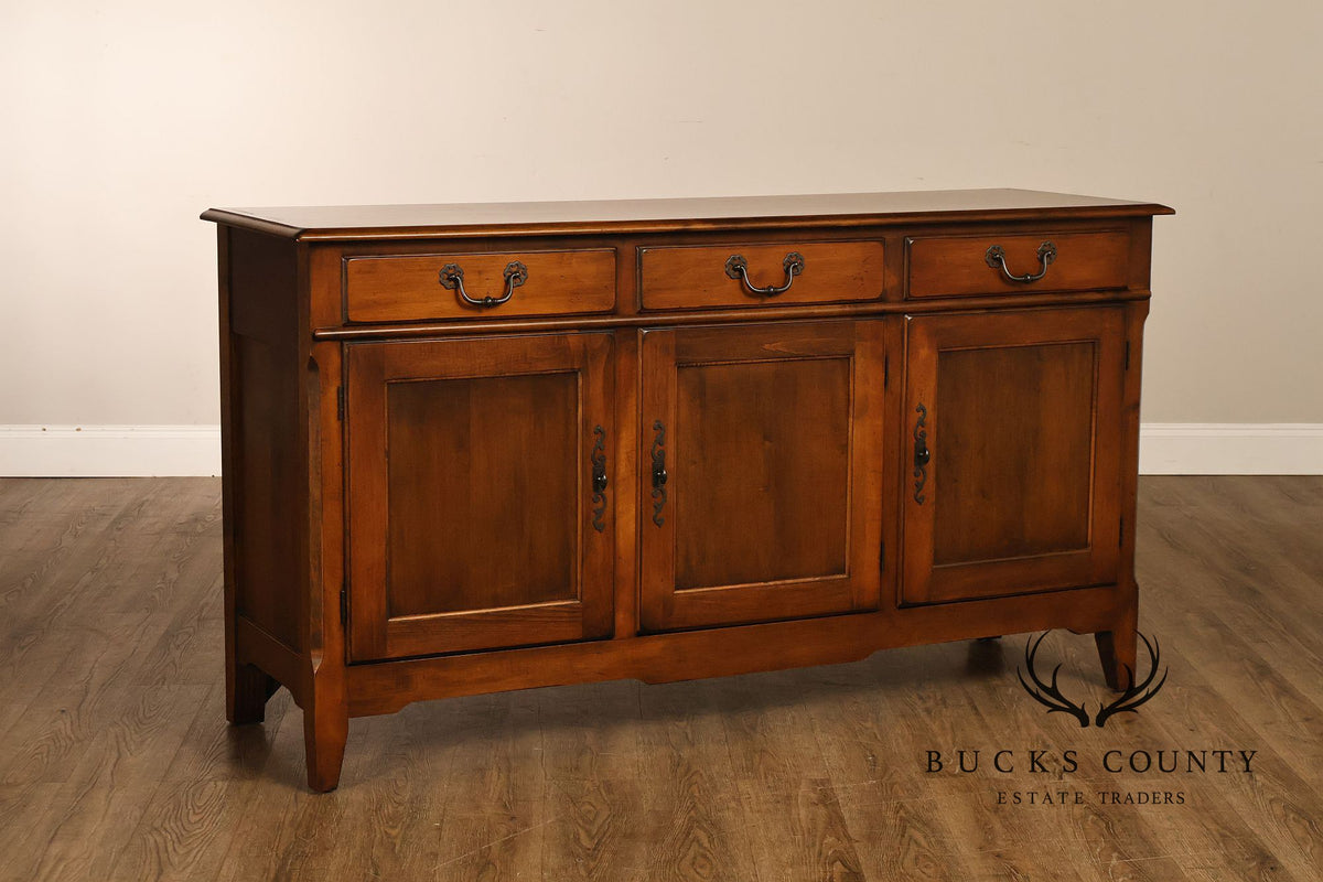 Vintage Pennsylvania House Villas Collection Maple Buffet Sideboard