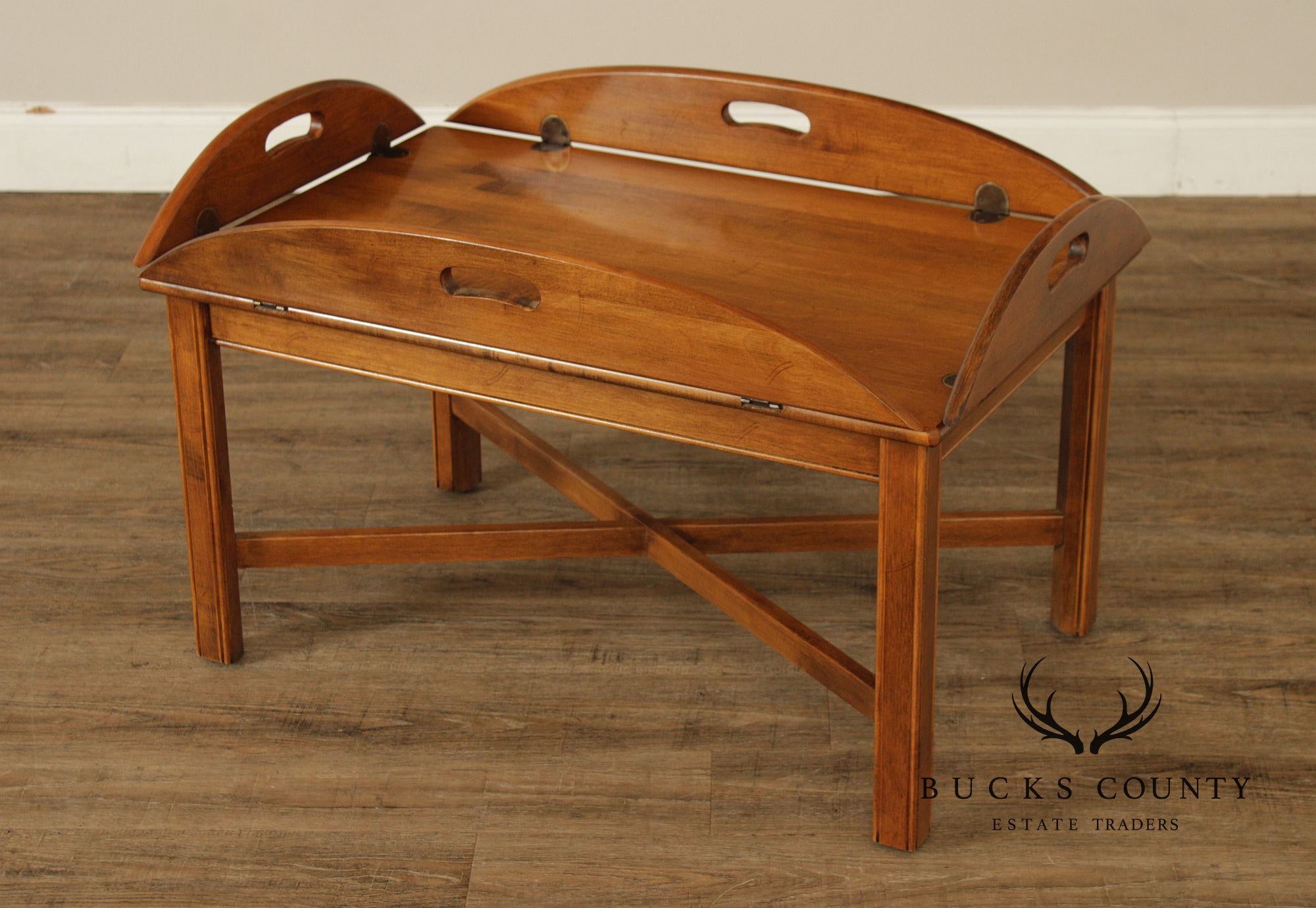 Ethan Allen 1776 Collection Chippendale Style Maple Butler’s Tray Coffee Table