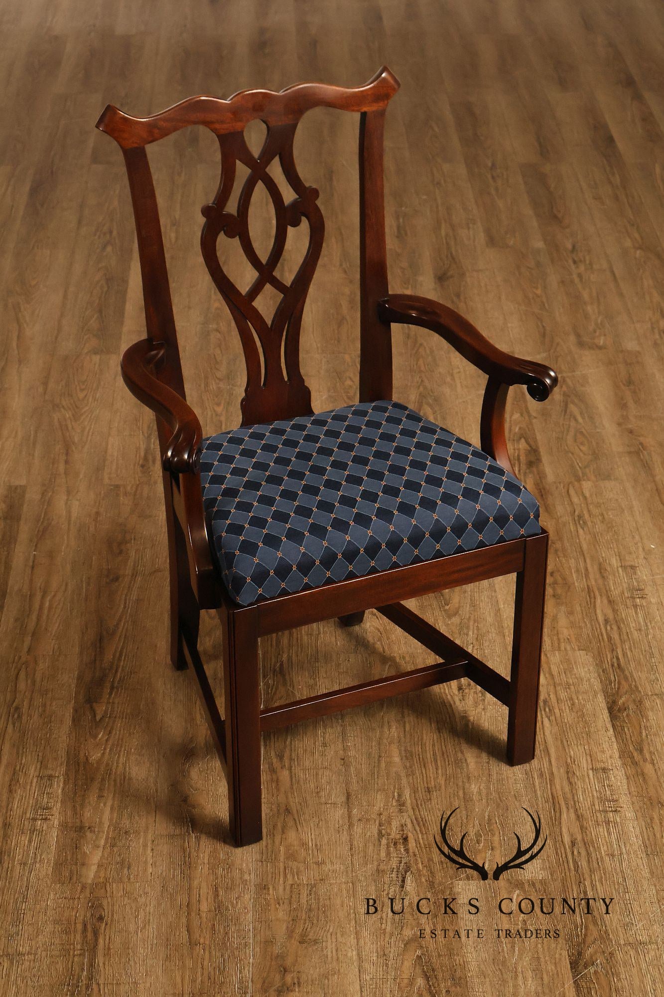 Pennsylvania House Chippendale Style Mahogany Set of 8 Dining Chairs