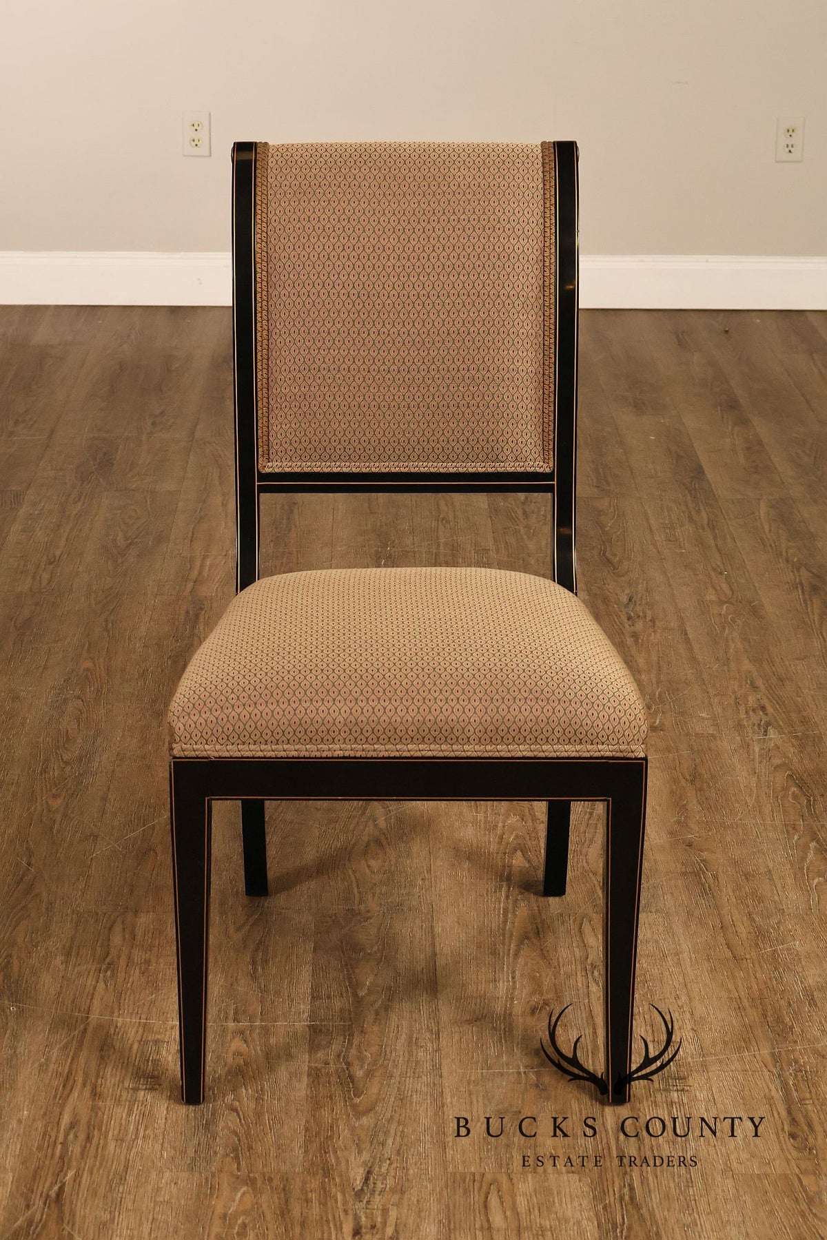 Kindel Mahogany Sleigh Back Side Chair