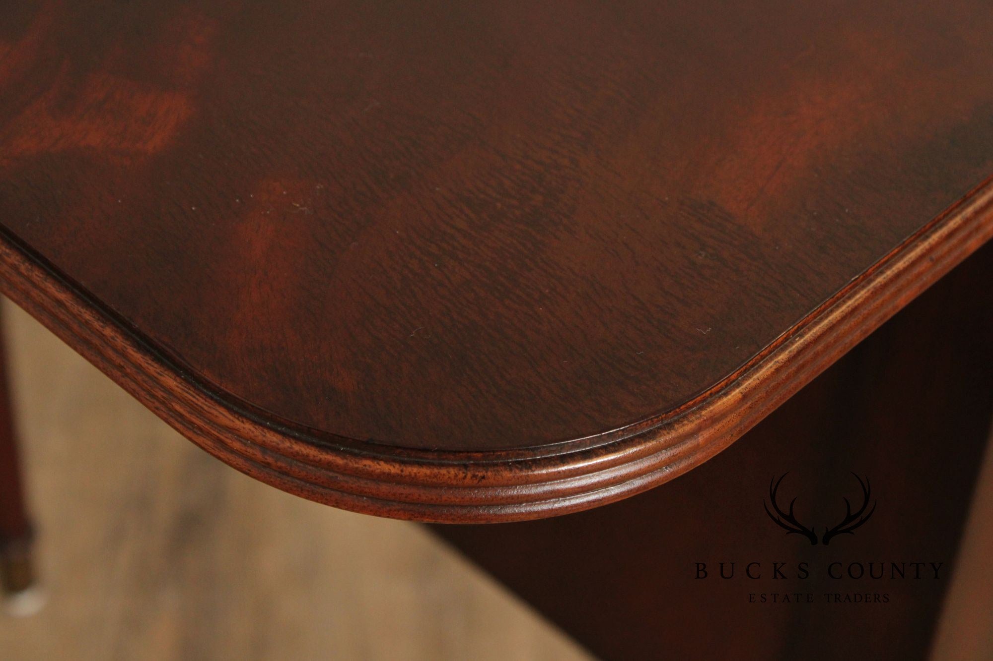 Henredon Sheraton Style Mahogany Drop End Table