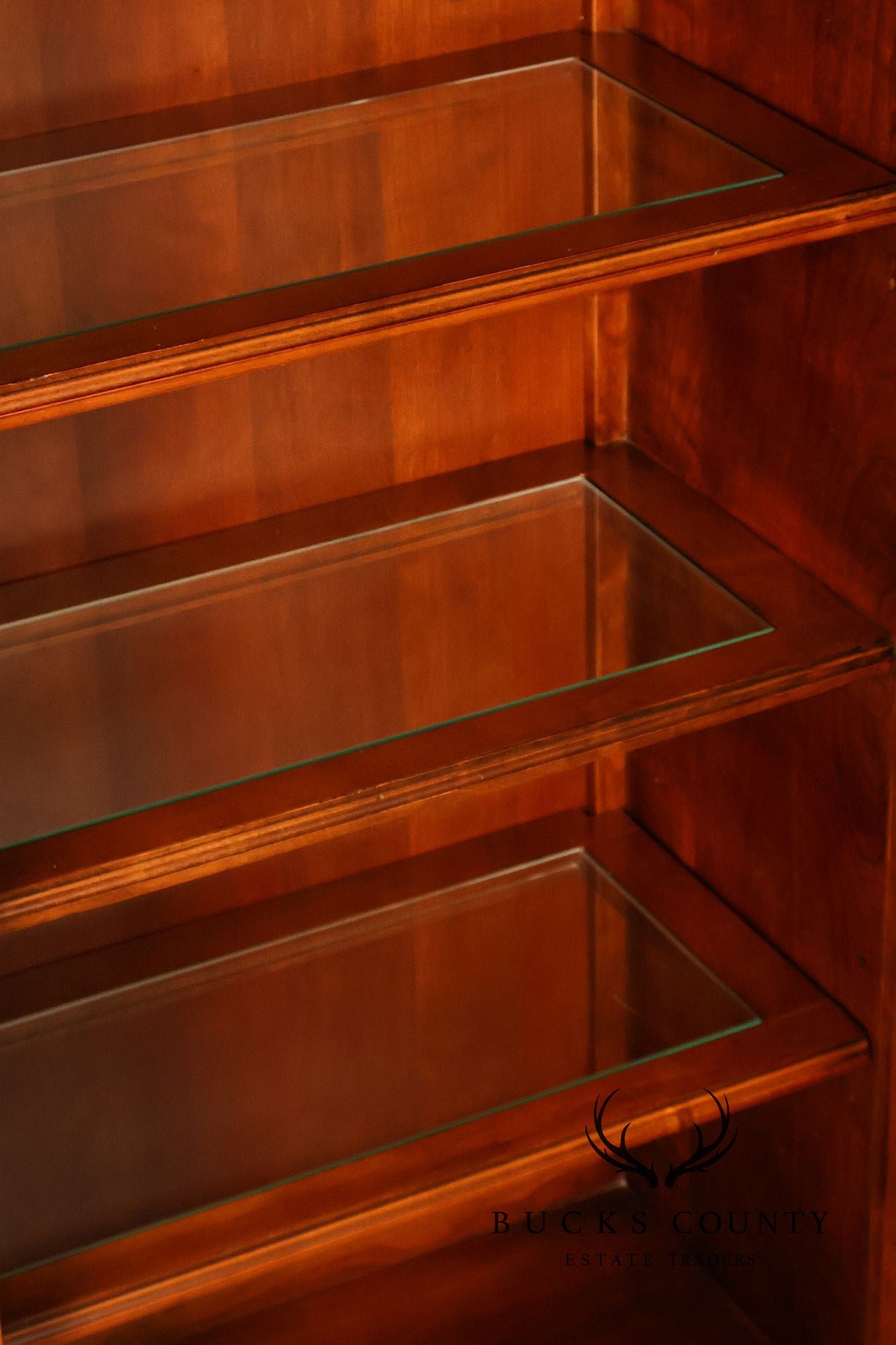 Ethan Allen 'Townhouse' Sliding Door Bookcase