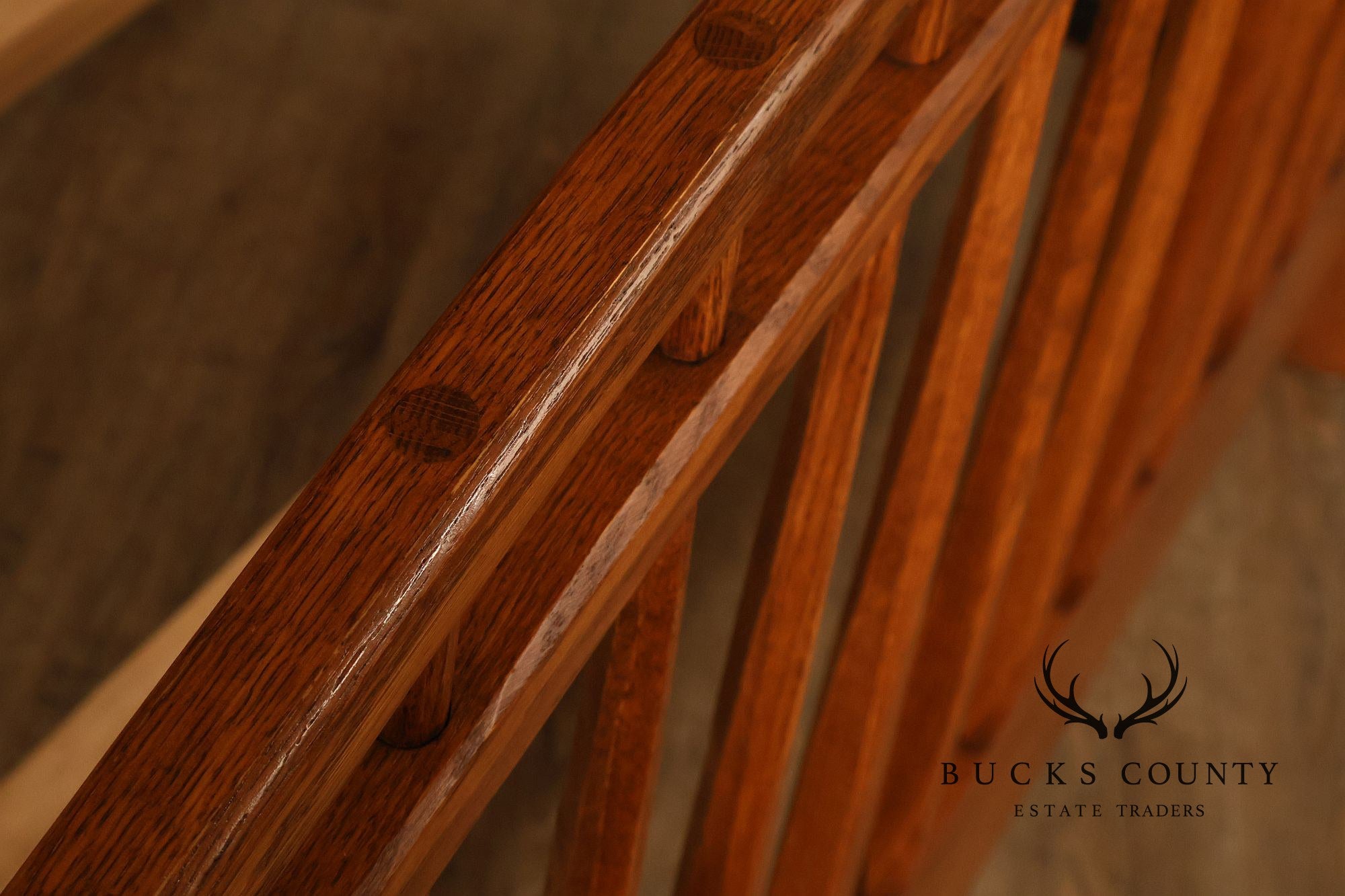 Hunt Country Furniture Windsor Style Oak King Size Bed