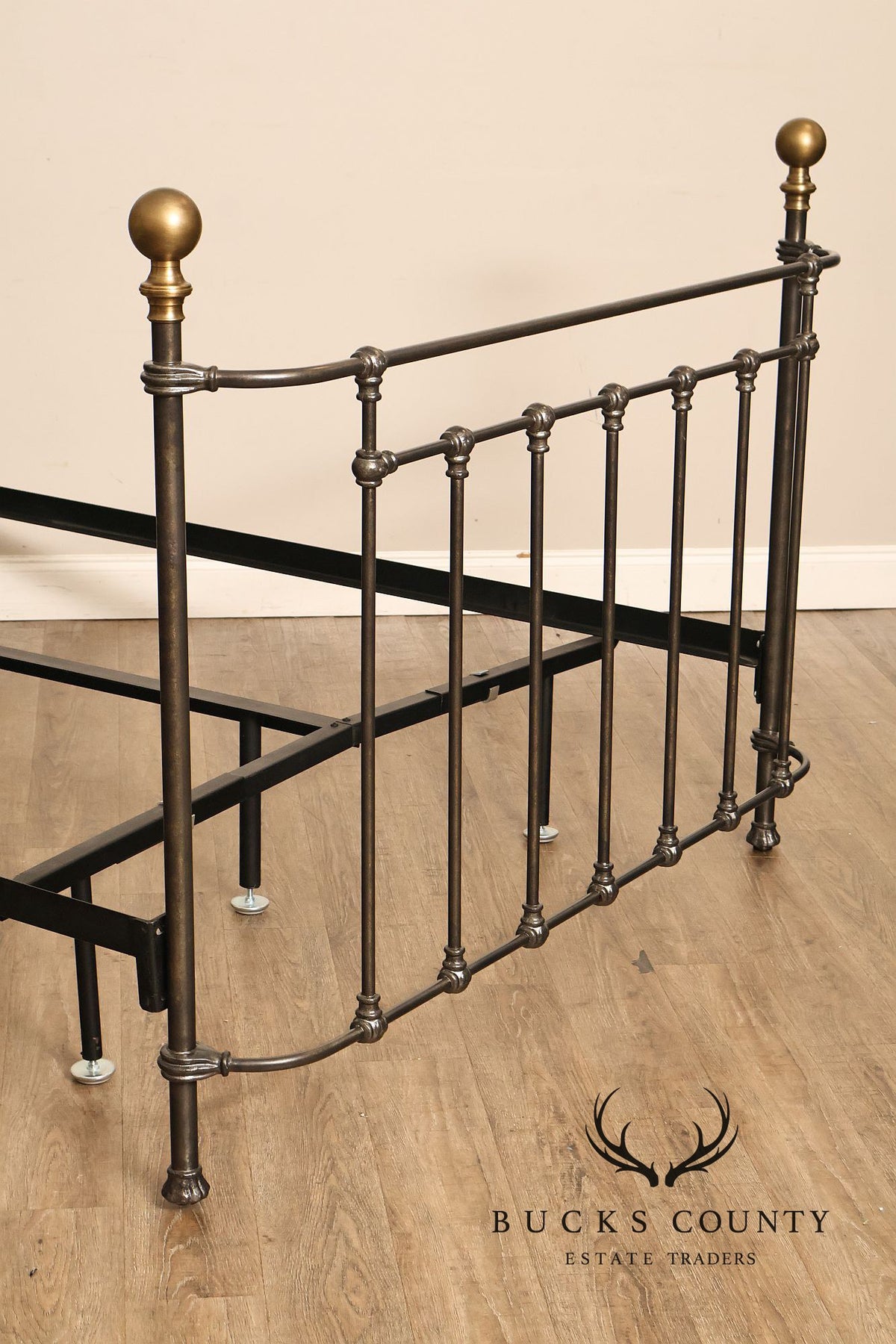 Victorian Style Traditional Wrought Iron And Brass Queen Size Bed Frame