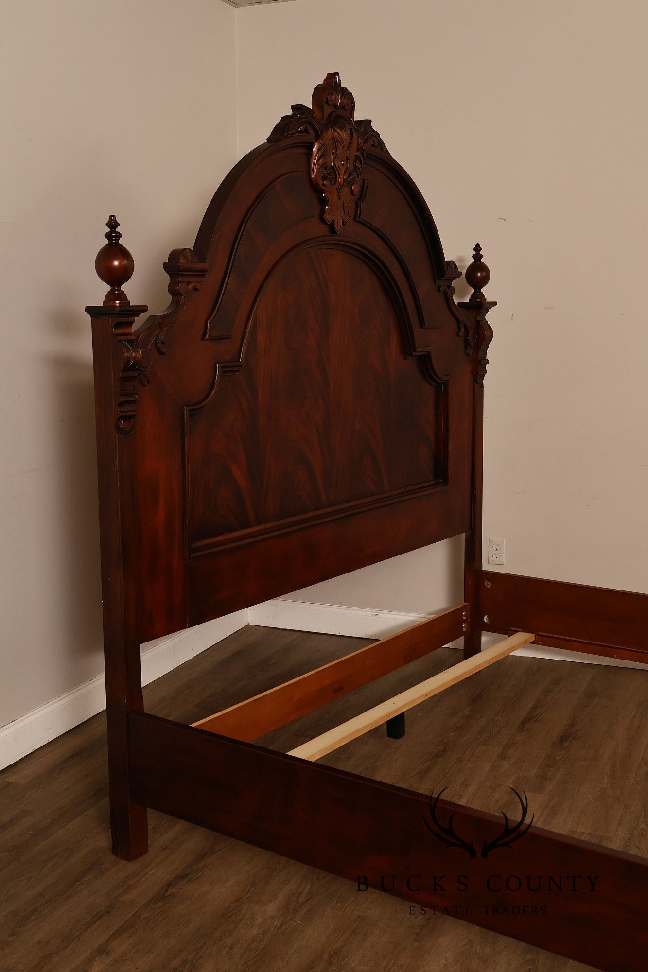 Henredon Carlyle Mahogany Victorian Style High Back King Bed